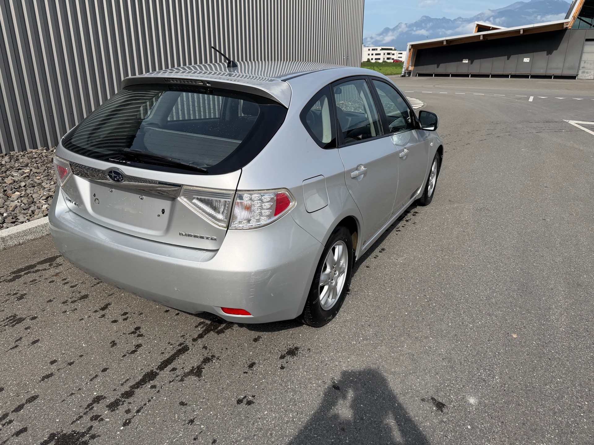 SUBARU Impreza 1.5R Swiss BOITE MANUEL 76000 KM-image-5