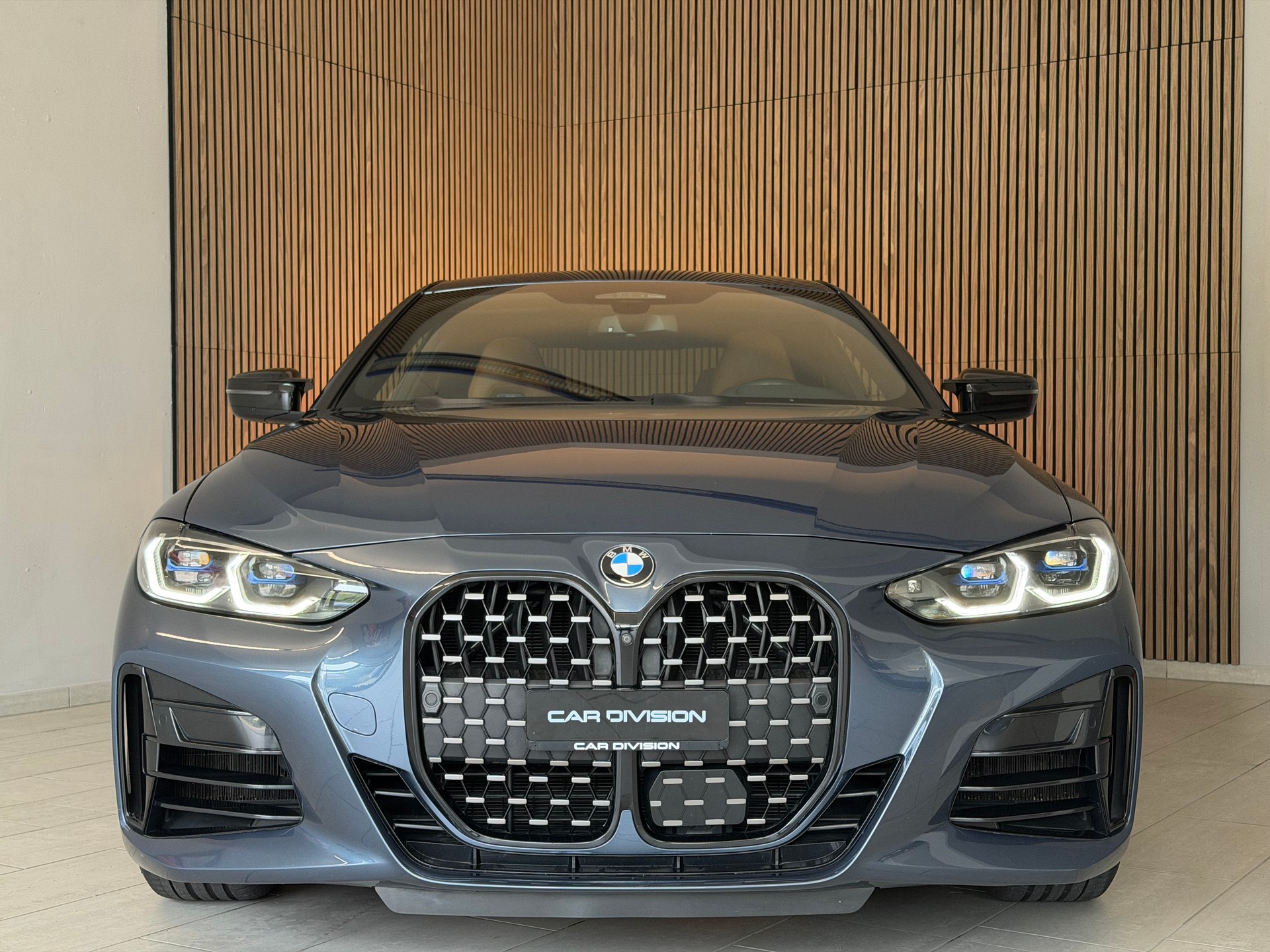 BMW M440i xDrive 48V Coupé Steptronic-image-4