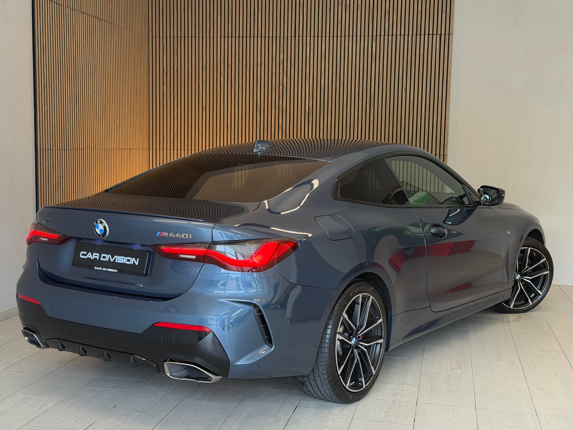 BMW M440i xDrive 48V Coupé Steptronic-image-8