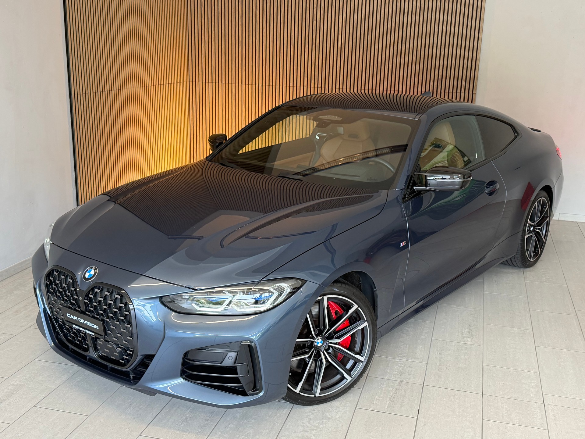 BMW M440i xDrive 48V Coupé Steptronic-image-1