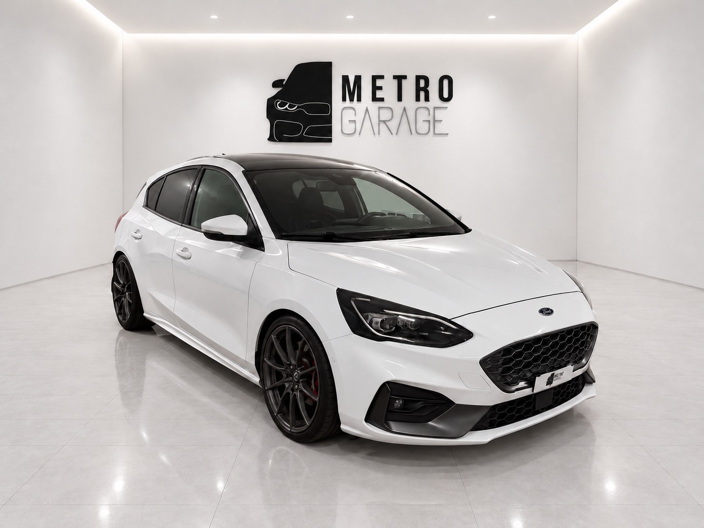 FORD Focus ST 2.3 EcoBoost ST-image-6