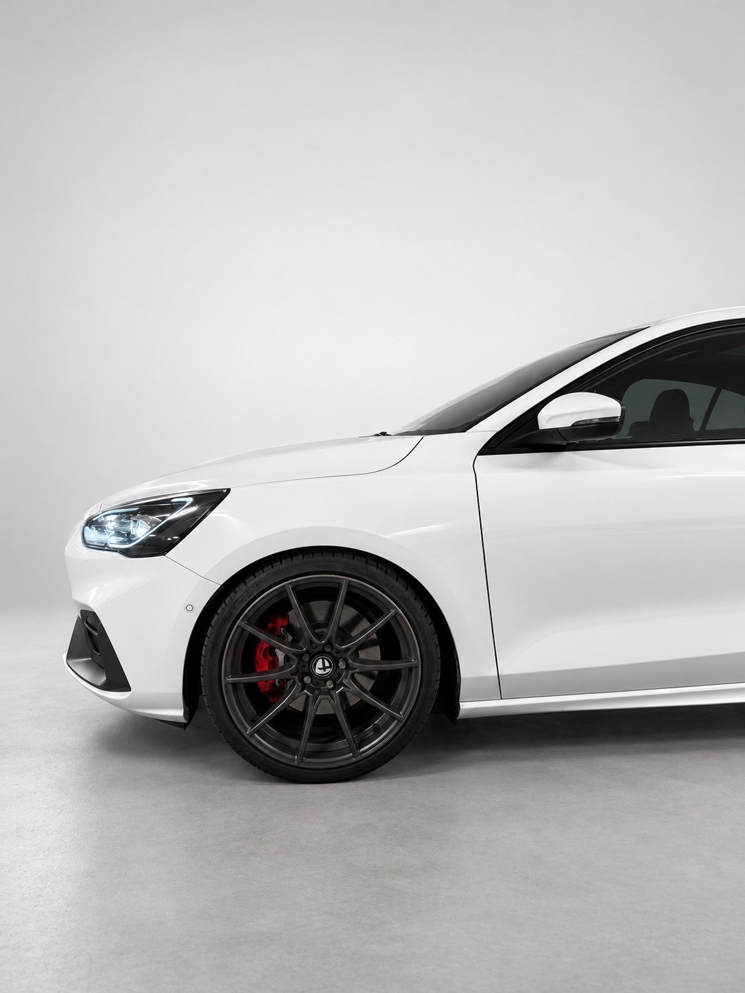 FORD Focus ST 2.3 EcoBoost ST-image-12