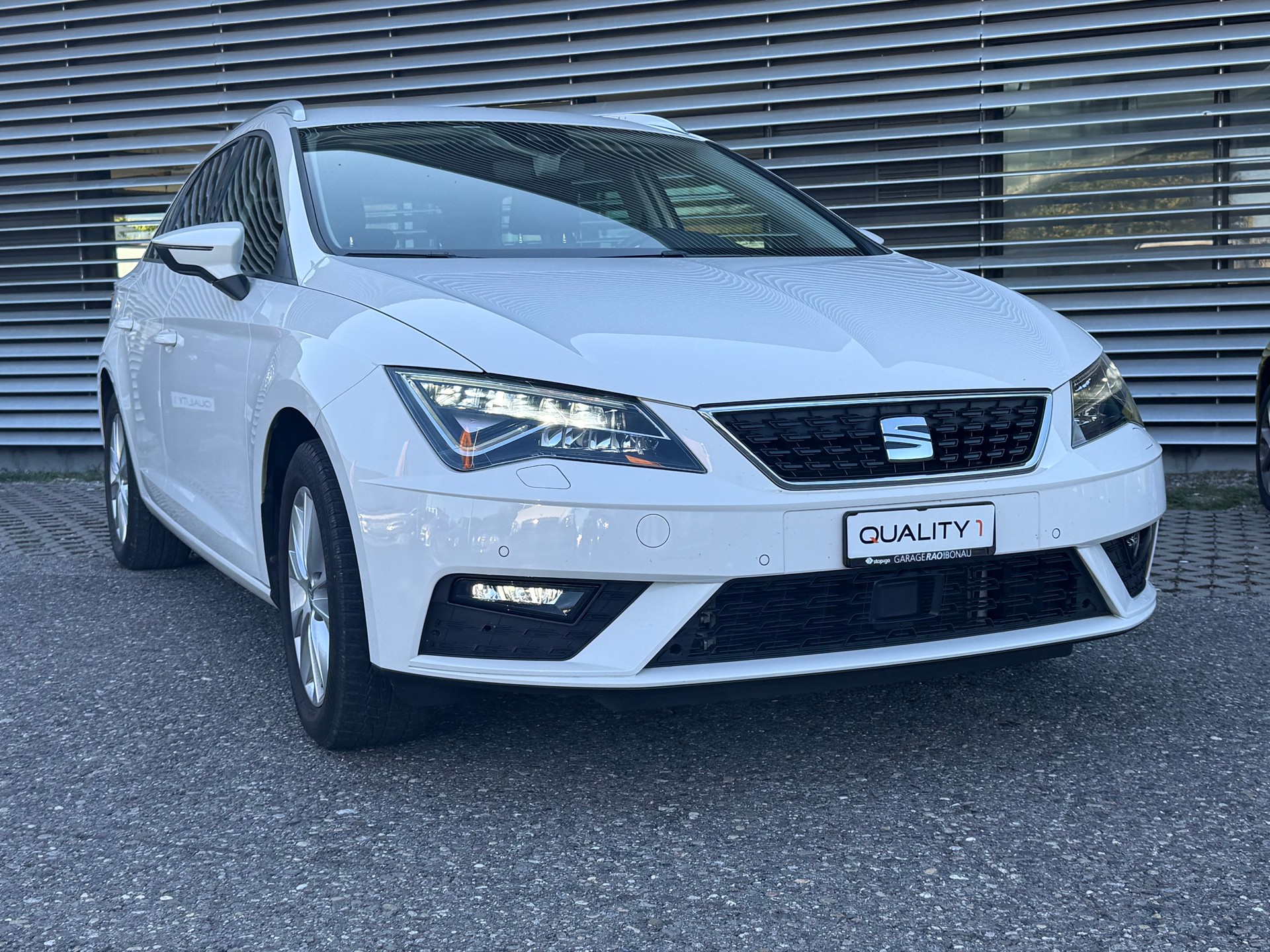 SEAT Leon ST 1.5 TGI Style DSG-image-4