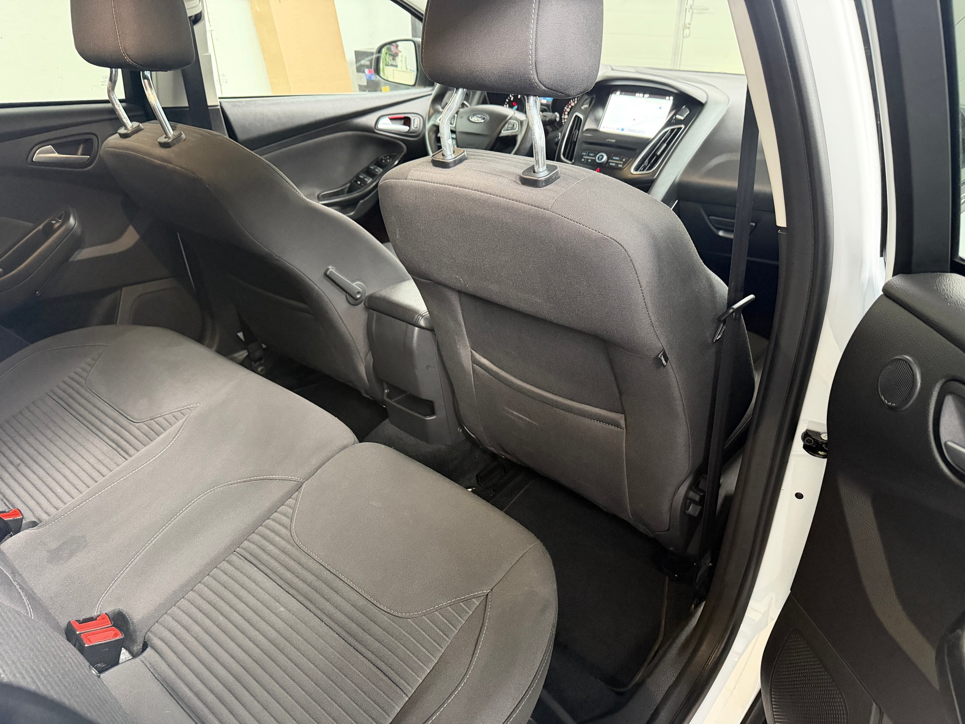 FORD Focus 2.0 TDCi Vignale Automatic-image-6