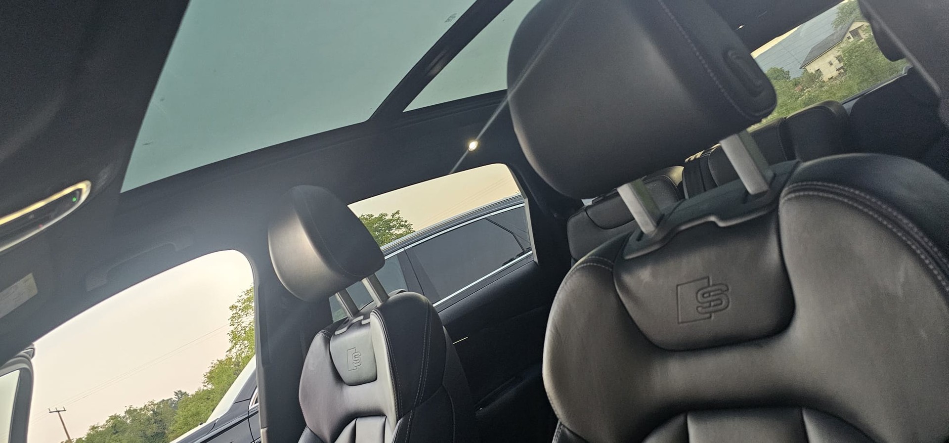 AUDI Q7 e-tron 3.0 TDI quattro tiptronic-image-8