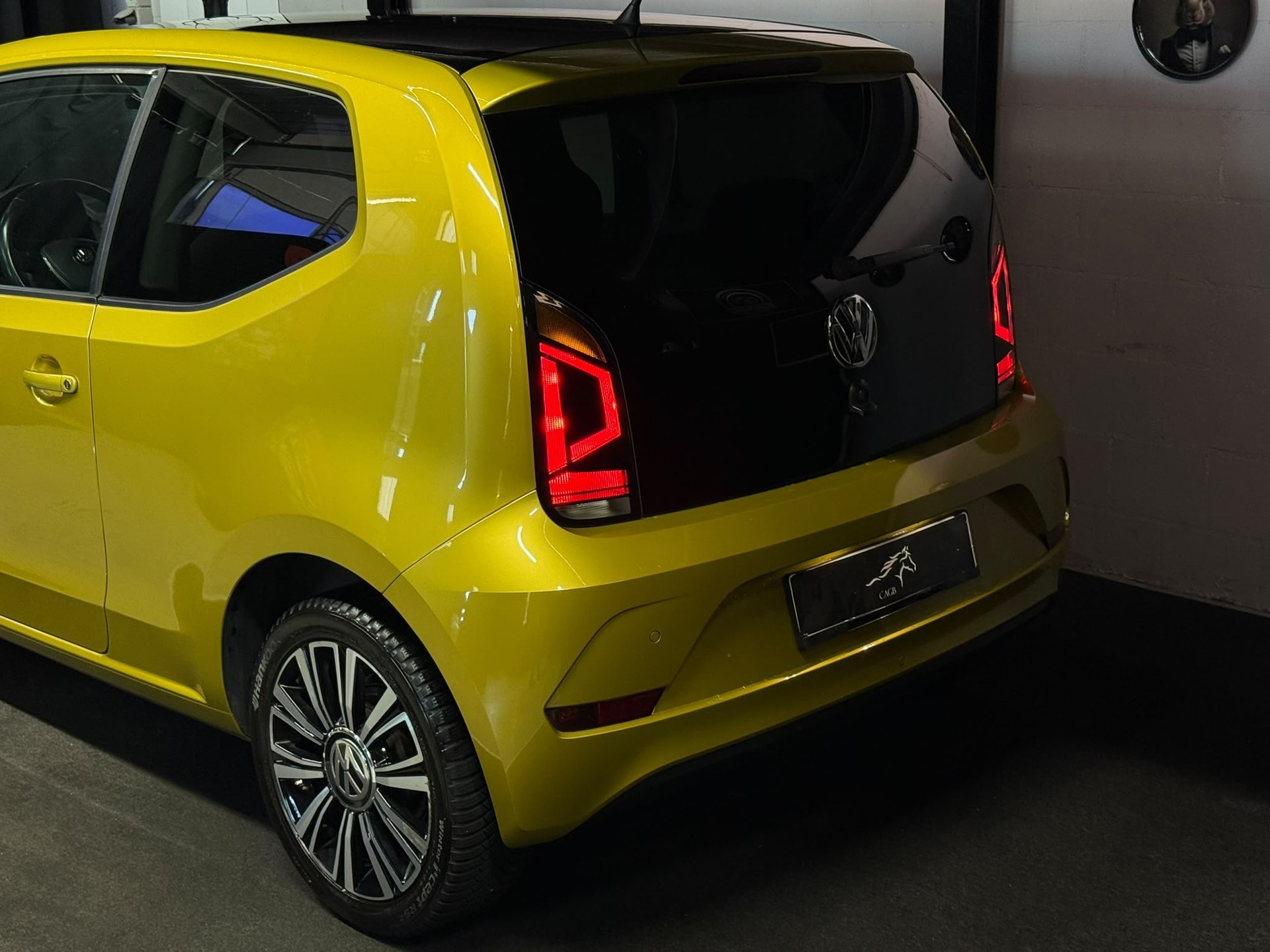 VW Up 1.0 BMT move up-image-3