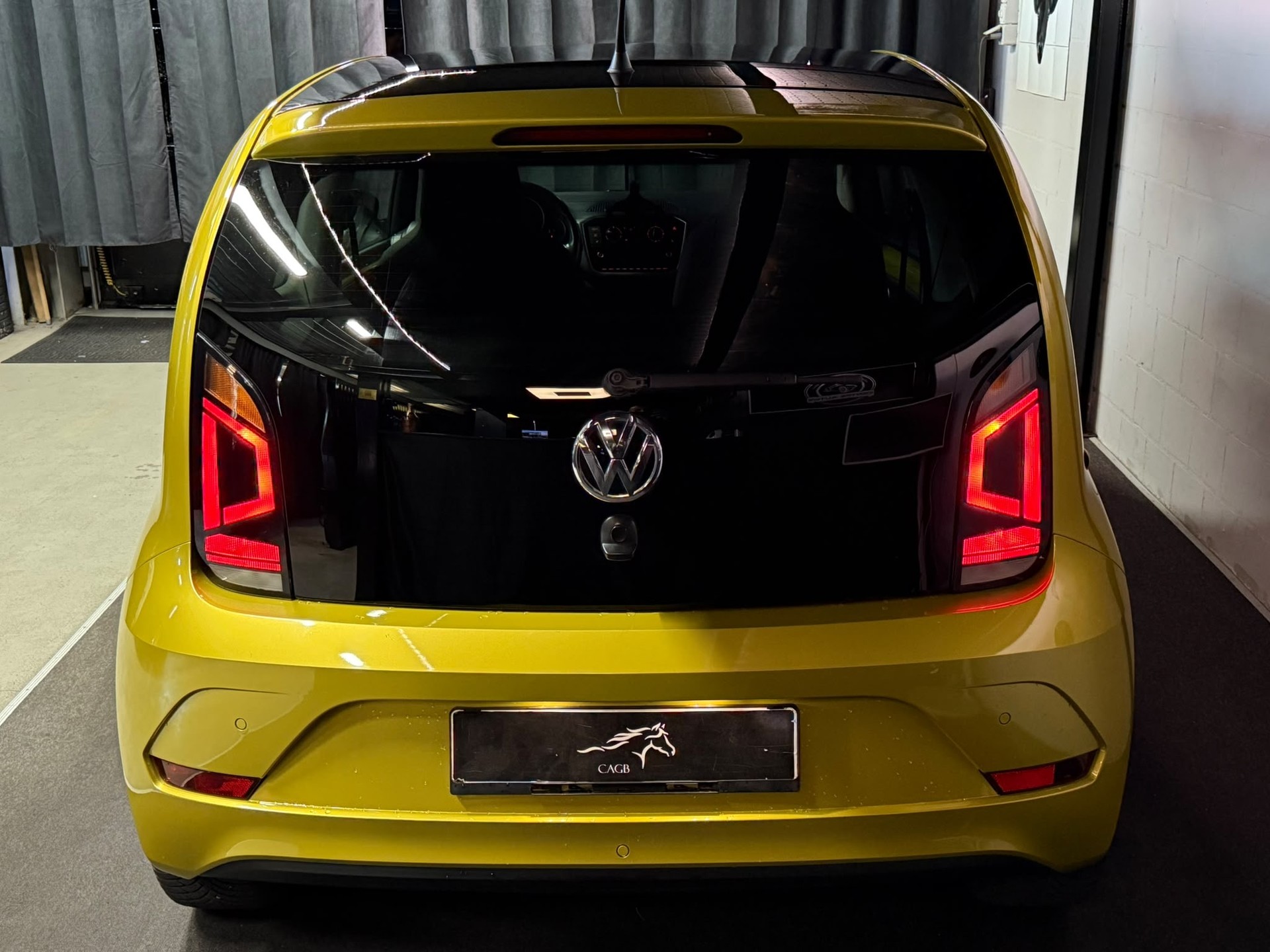 VW Up 1.0 BMT move up-image-5