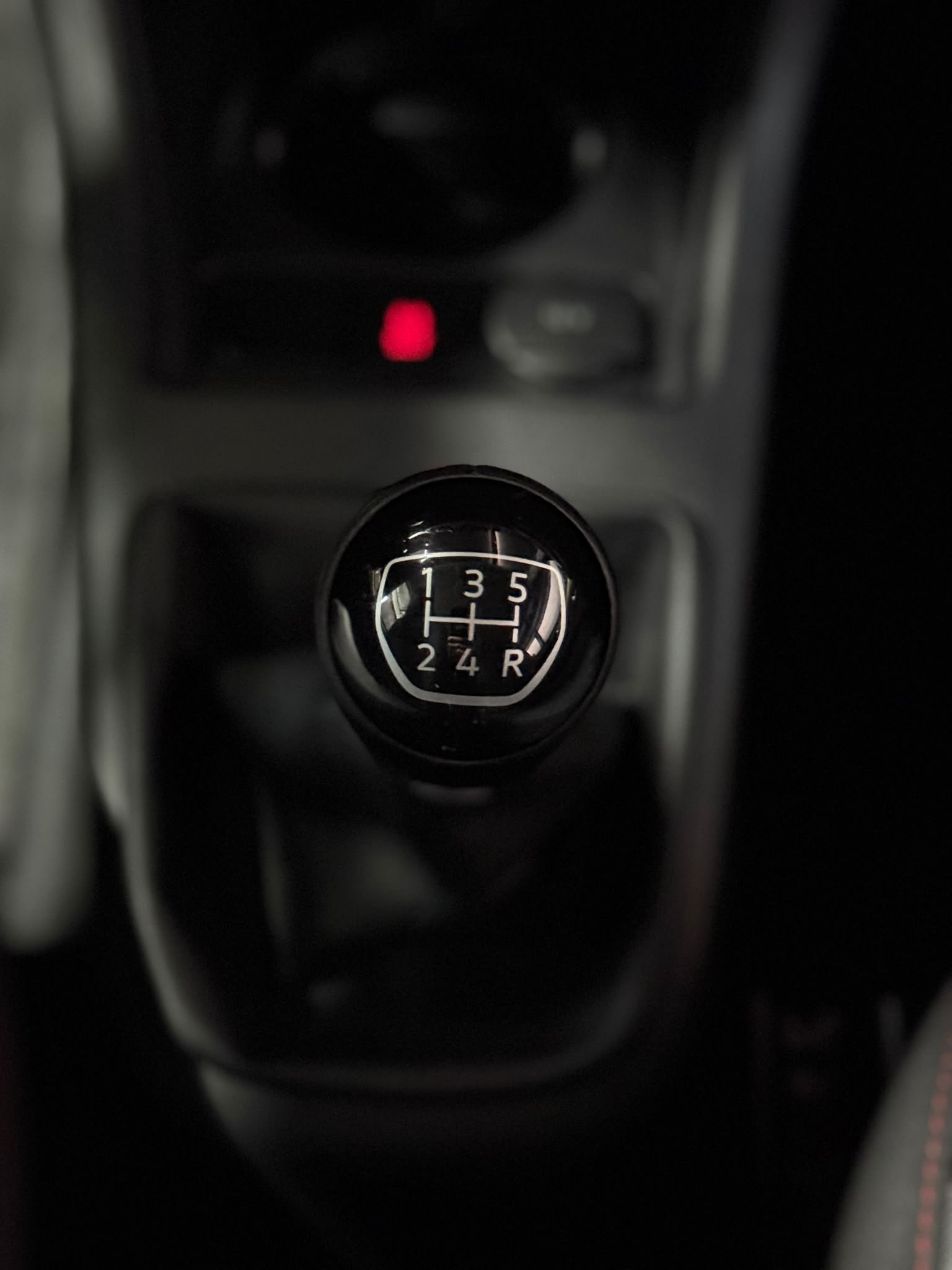 VW Up 1.0 BMT move up-image-11