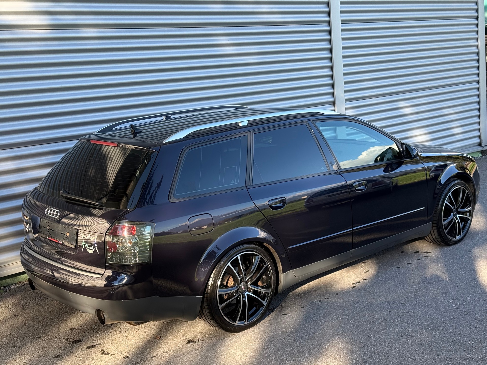 AUDI A4 Avant 3.0 V6 quattro-image-5
