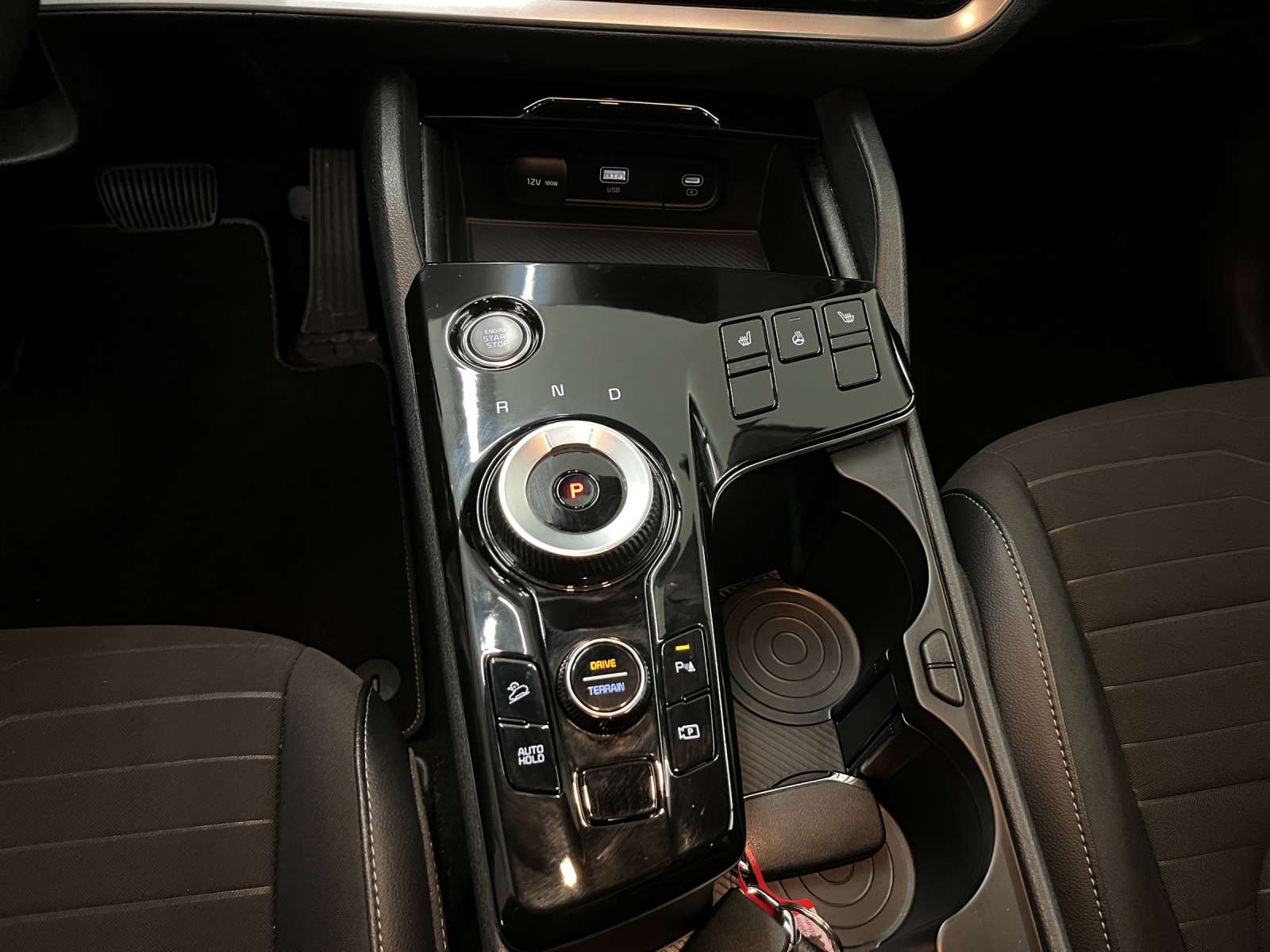KIA Sportage 1.6 T-GDi Hybrid Power Edition-image-12