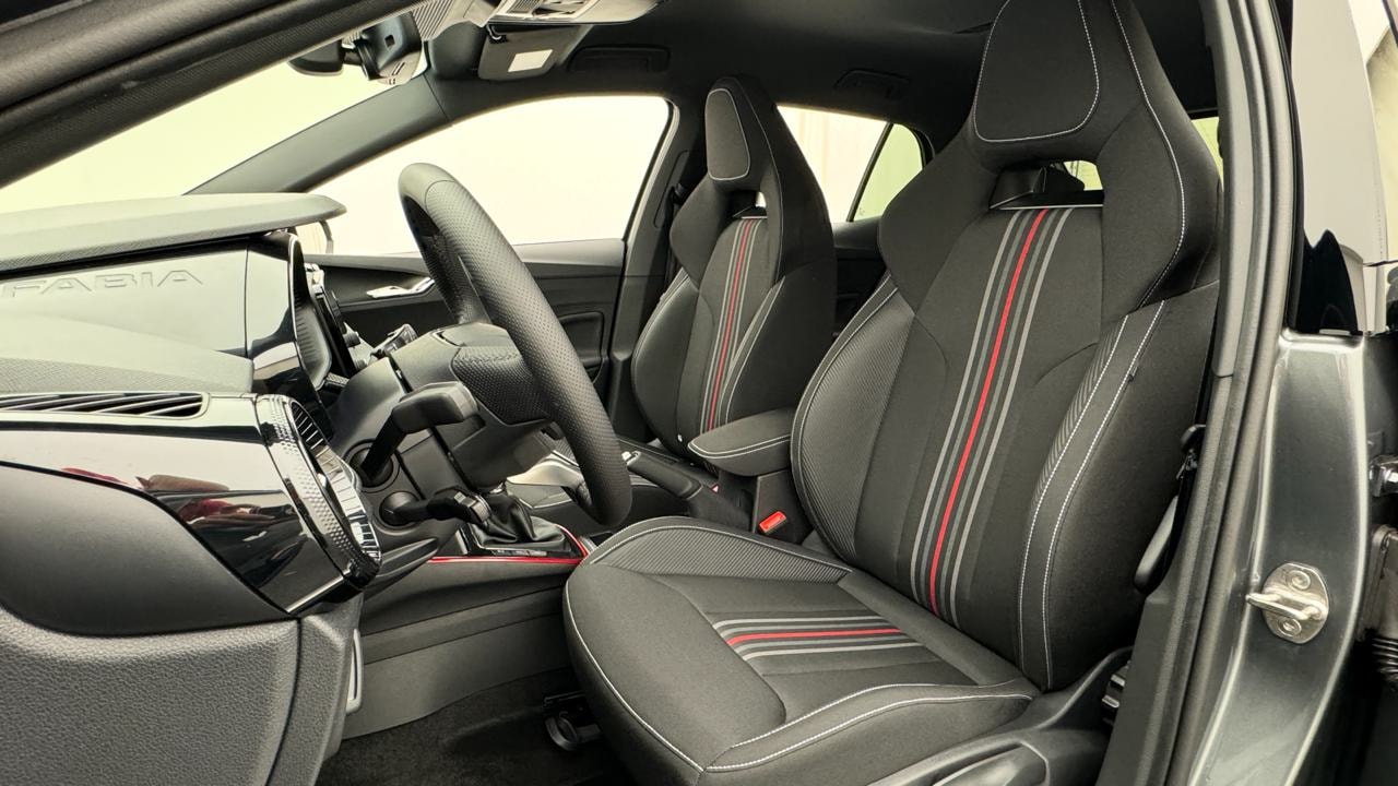 SKODA Fabia 1.0 TSI Monte Carlo DSG-image-4
