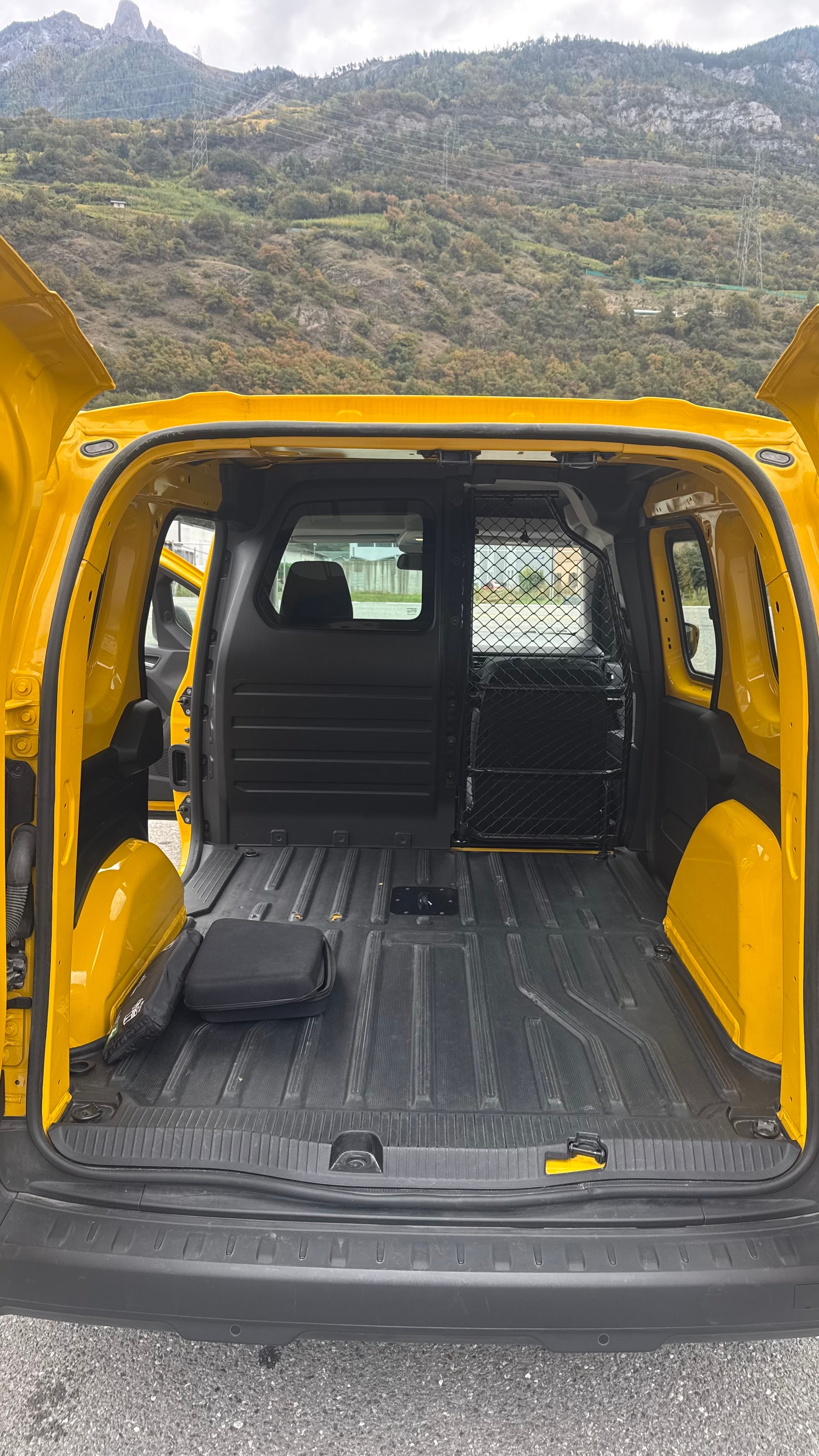 RENAULT Kangoo Van EV45 Open Sesame 22kW Extra-image-8