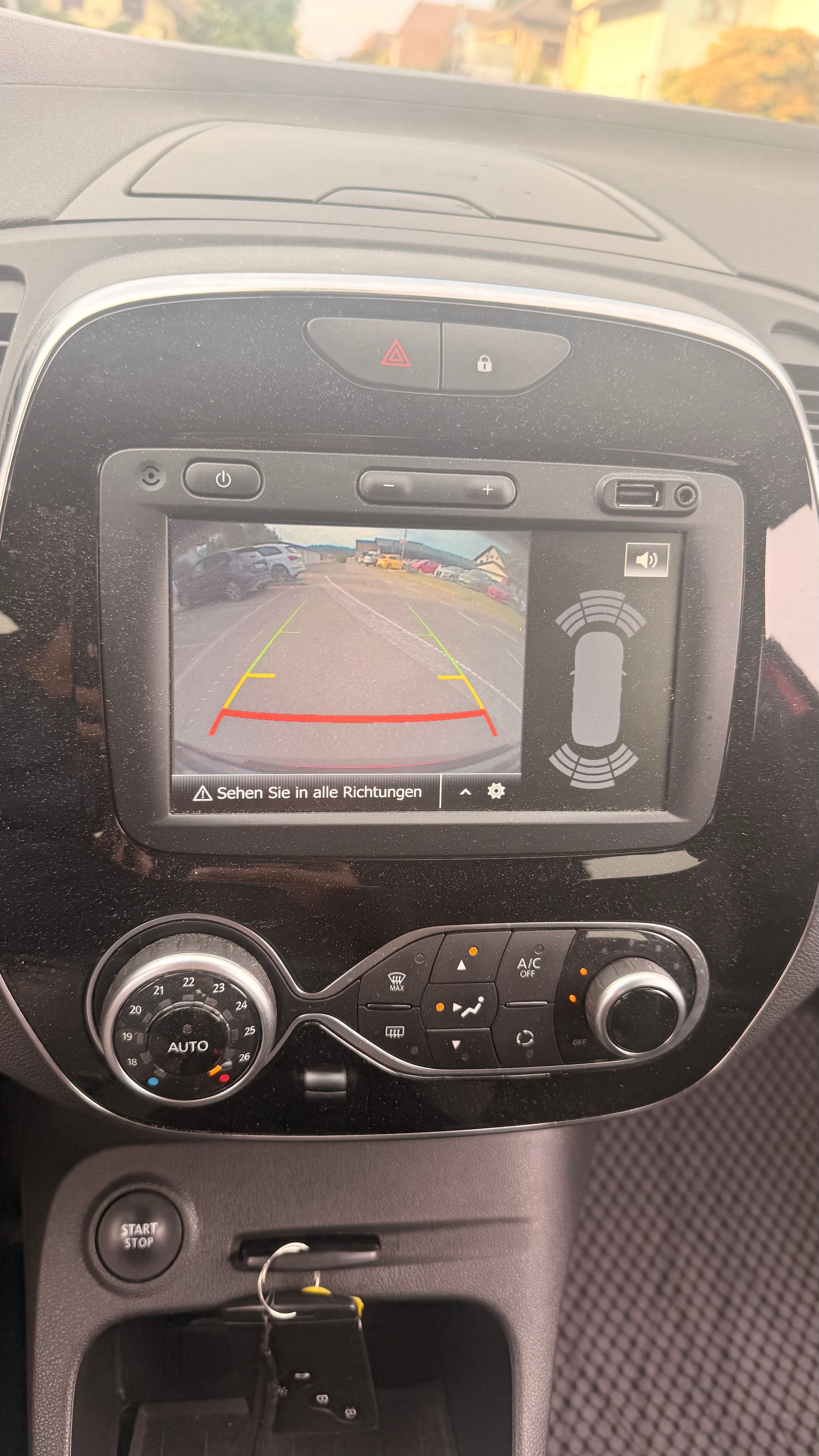 RENAULT Captur 1.3 T 16V Red Edition EDC-image-12