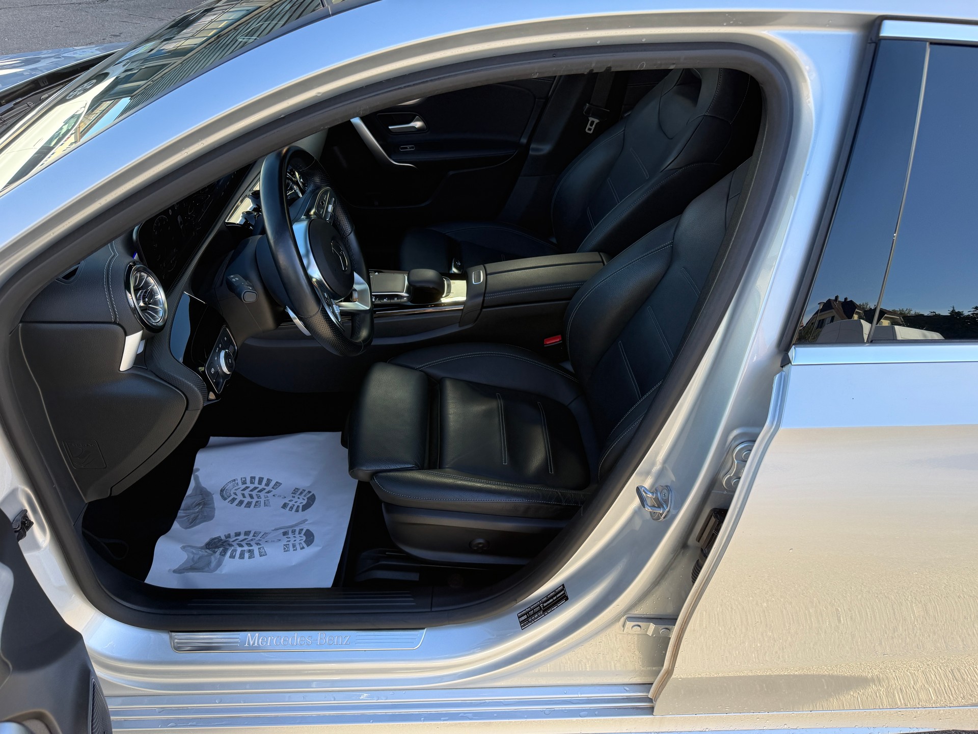 MERCEDES-BENZ A 250 4Matic AMG Line 4Matic 7G-DCT-image-7