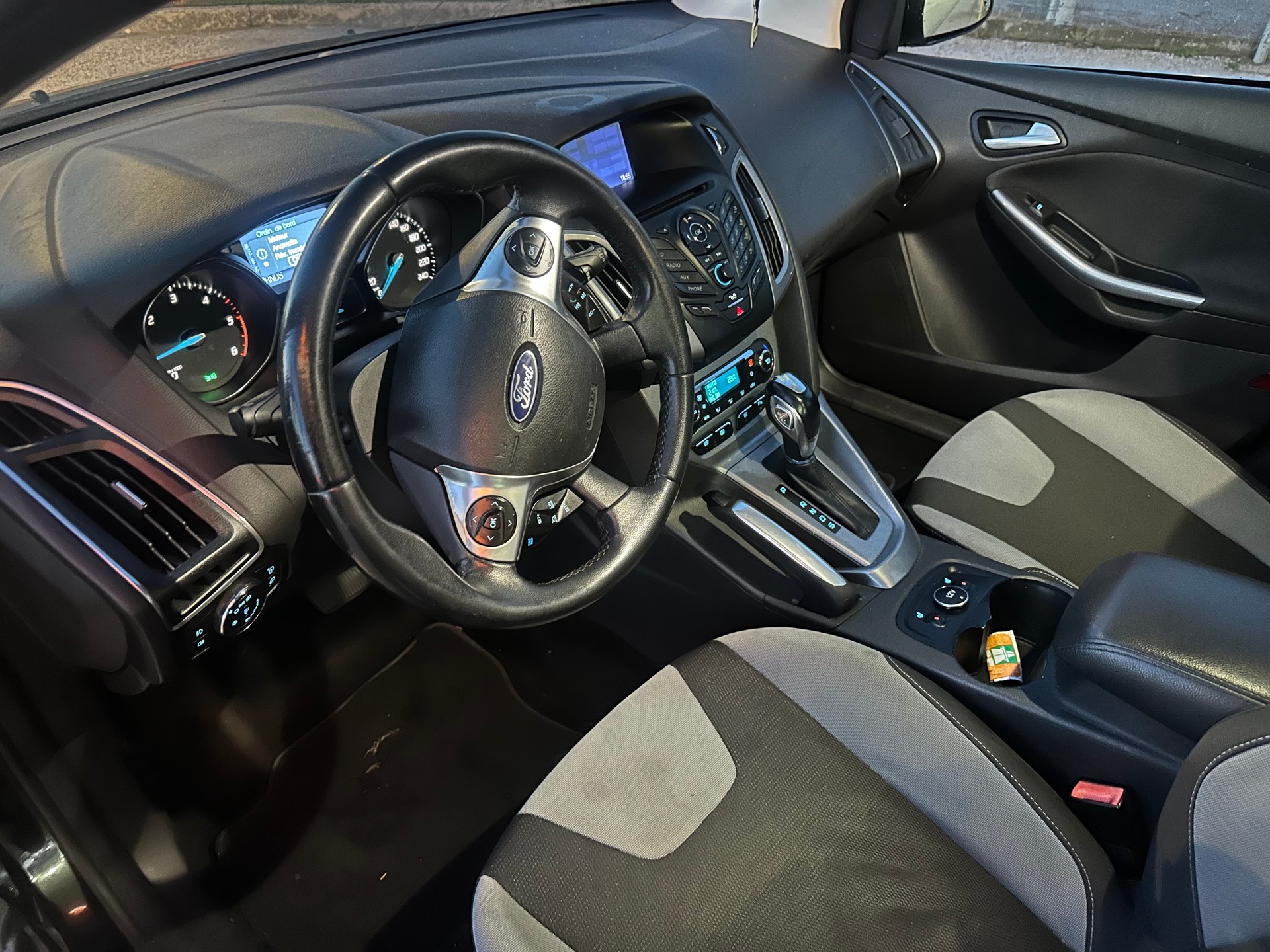 FORD Focus 2.0 TDCi Titanium PowerShift-image-1