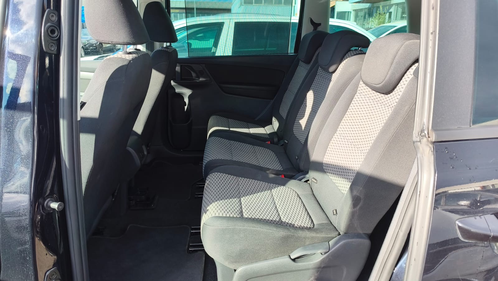 VW Sharan 2.0 TDI BlueMT Trendl DSG-image-8