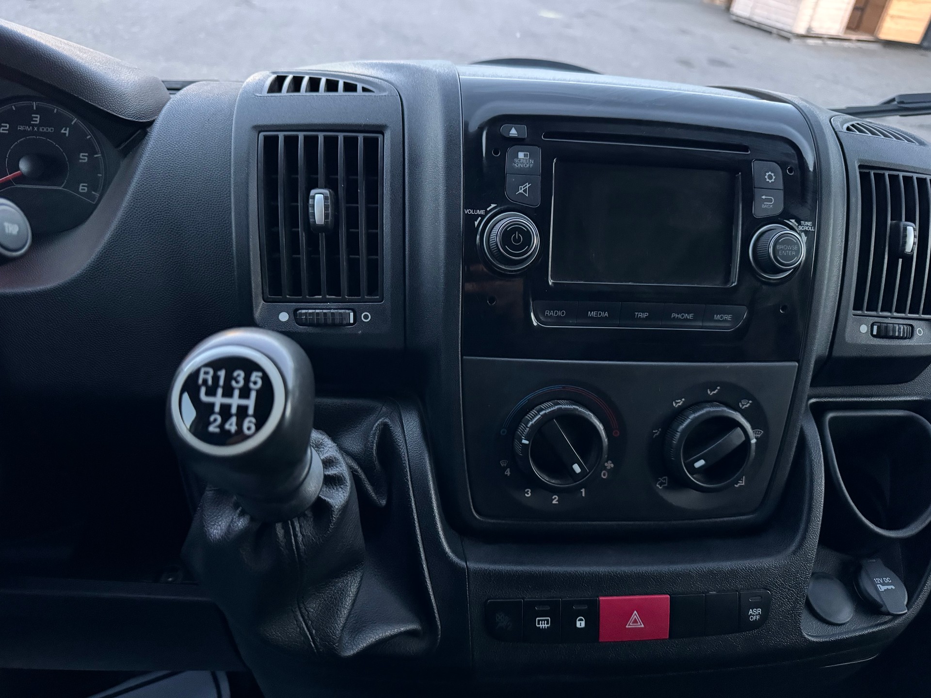 FIAT Ducato 35 2.3 MJ-image-8