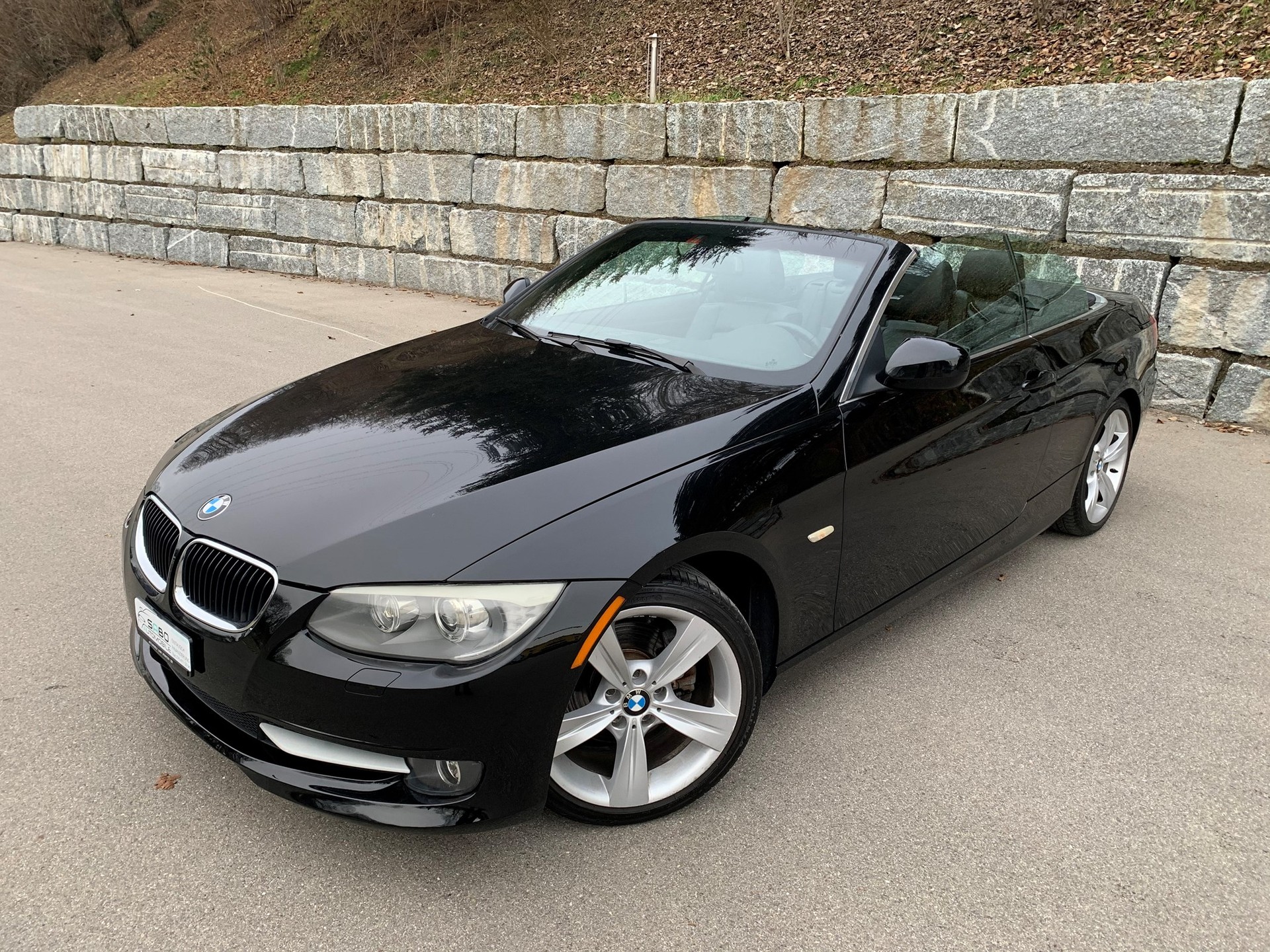 BMW 328i Cabriolet Steptronic-image-0