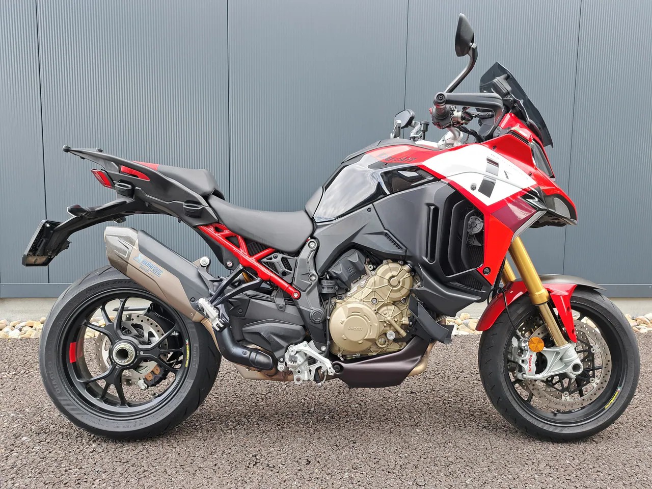 DUCATI Multistrada V4 Pikes Peak Radar-showroom-element-1