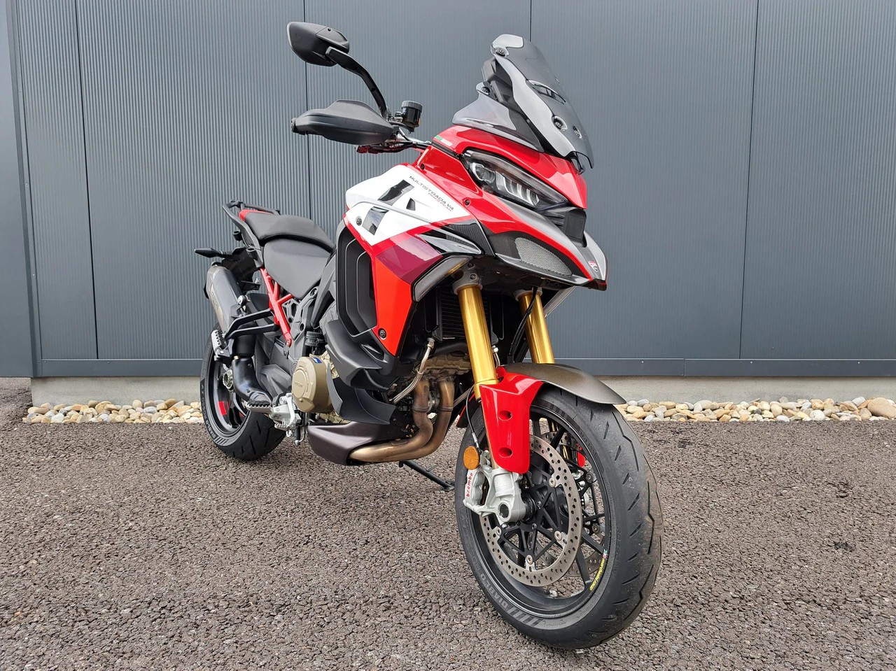 DUCATI Multistrada V4 Pikes Peak Radar