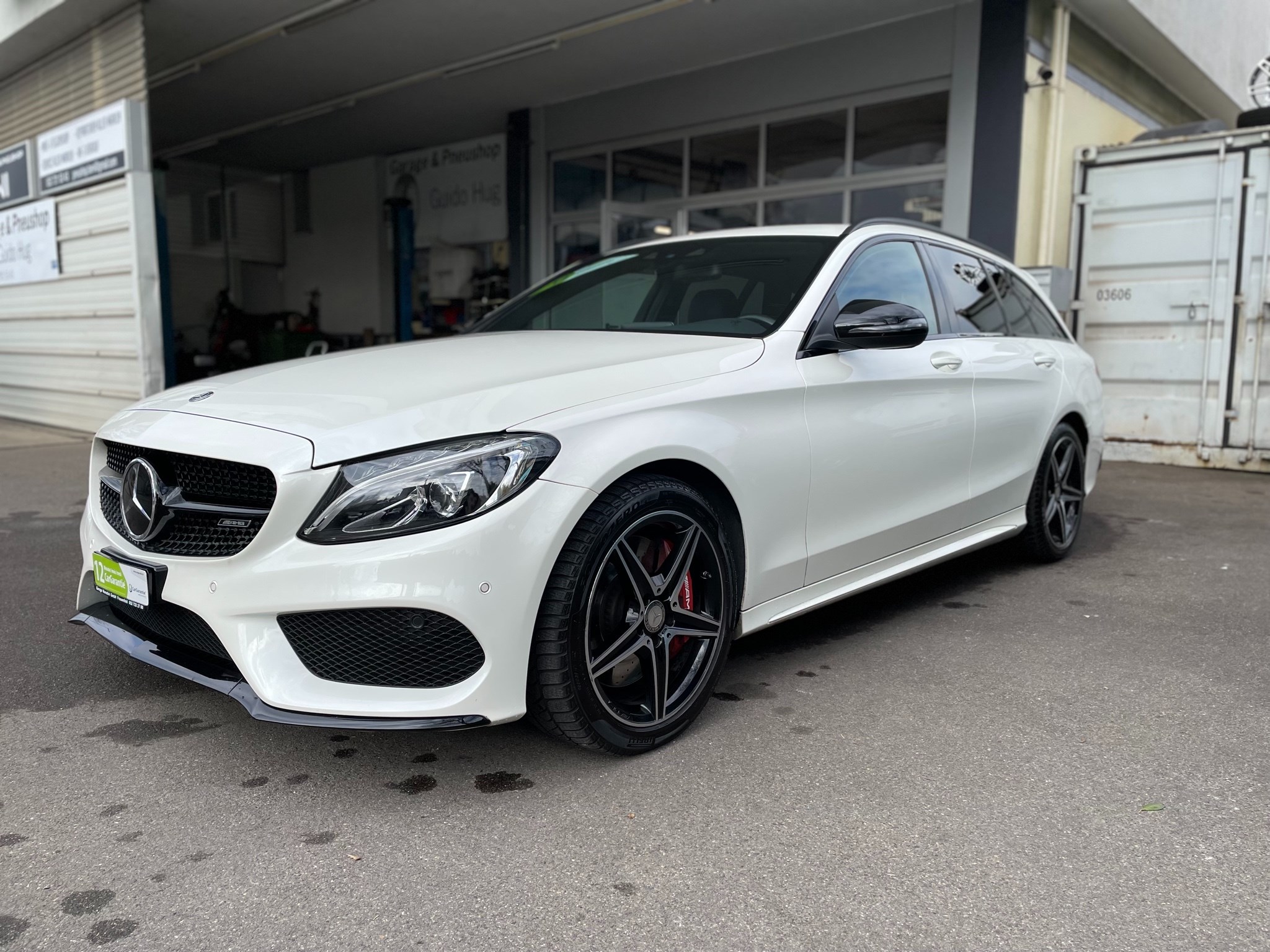 Car photo