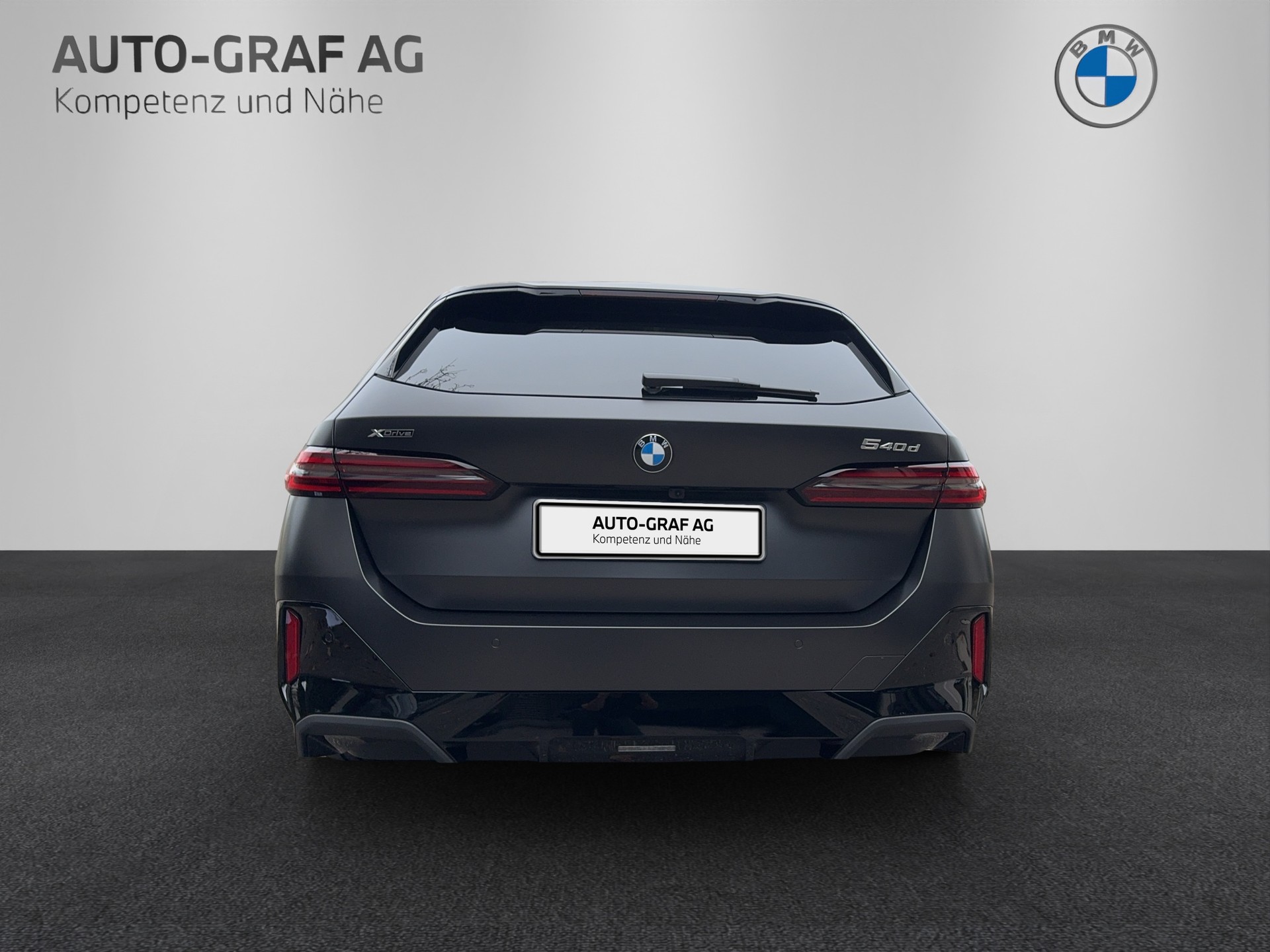 BMW 540d xDrive 48V Touring M Sport Pro Steptronic-image-6