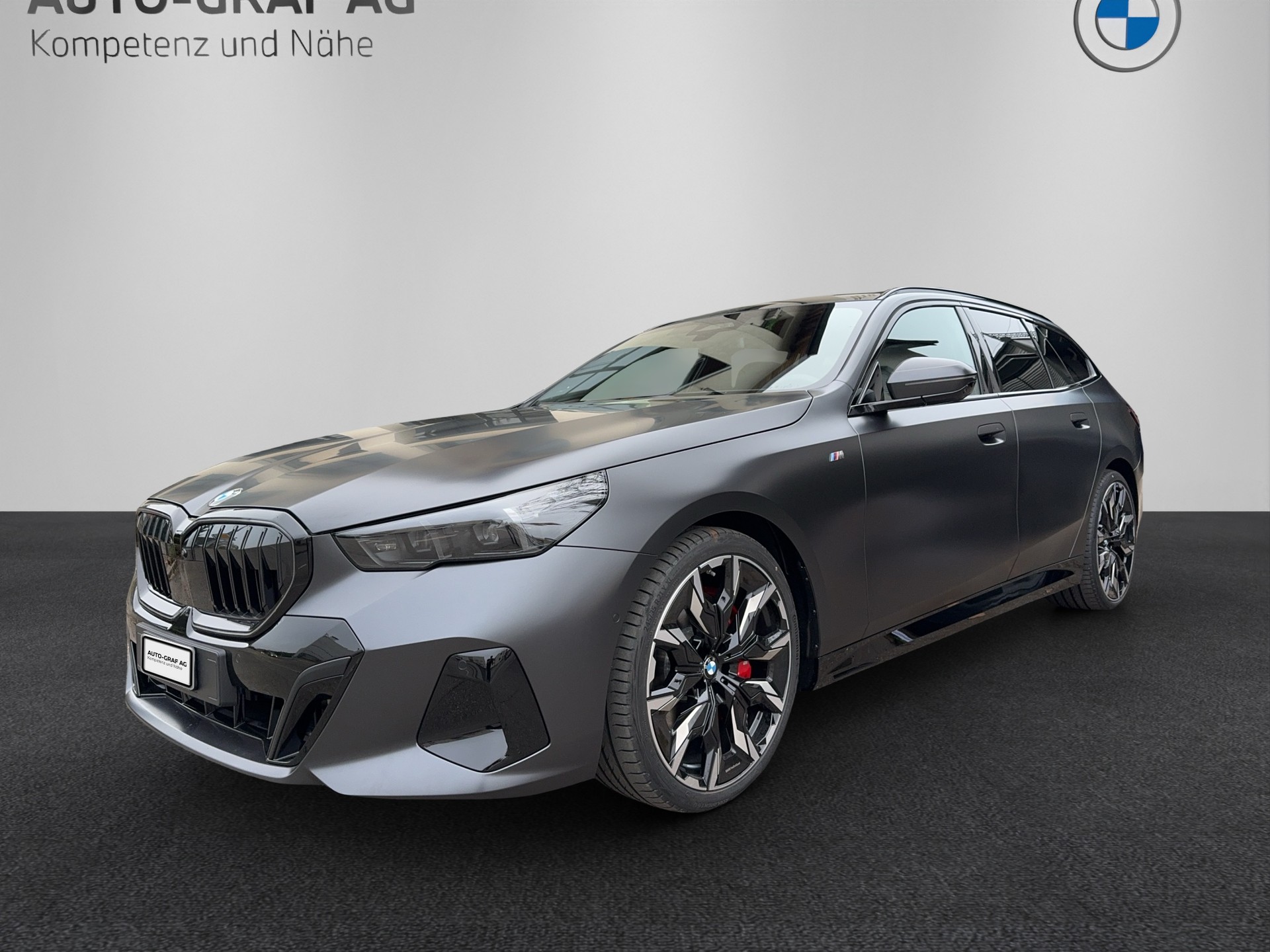 BMW 540d xDrive 48V Touring M Sport Pro Steptronic-image-0