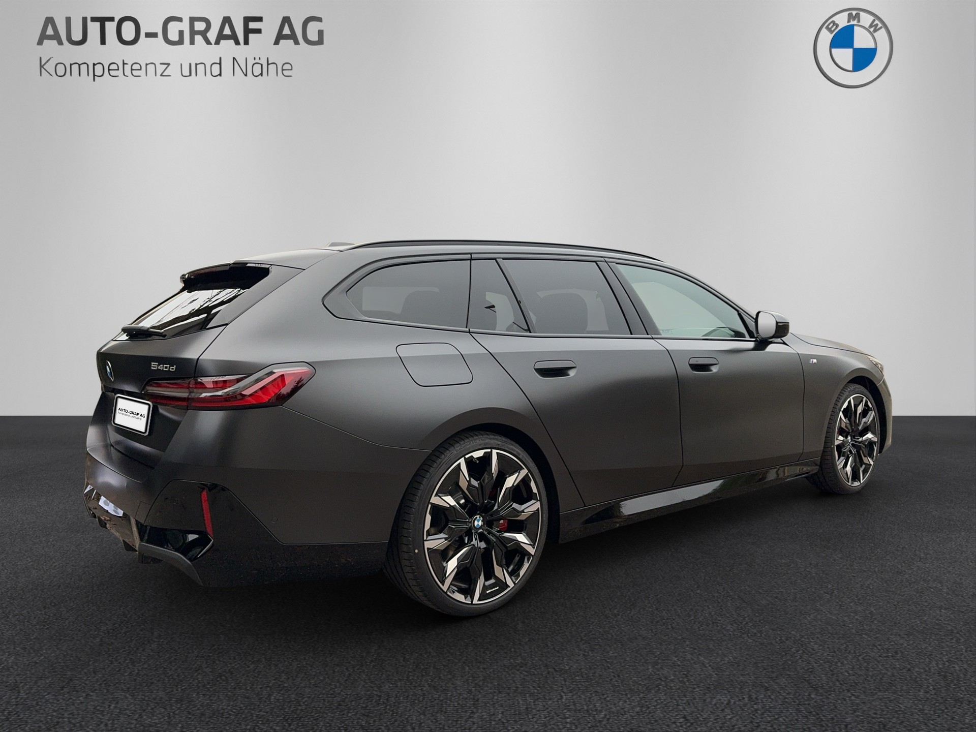 BMW 540d xDrive 48V Touring M Sport Pro Steptronic-image-4