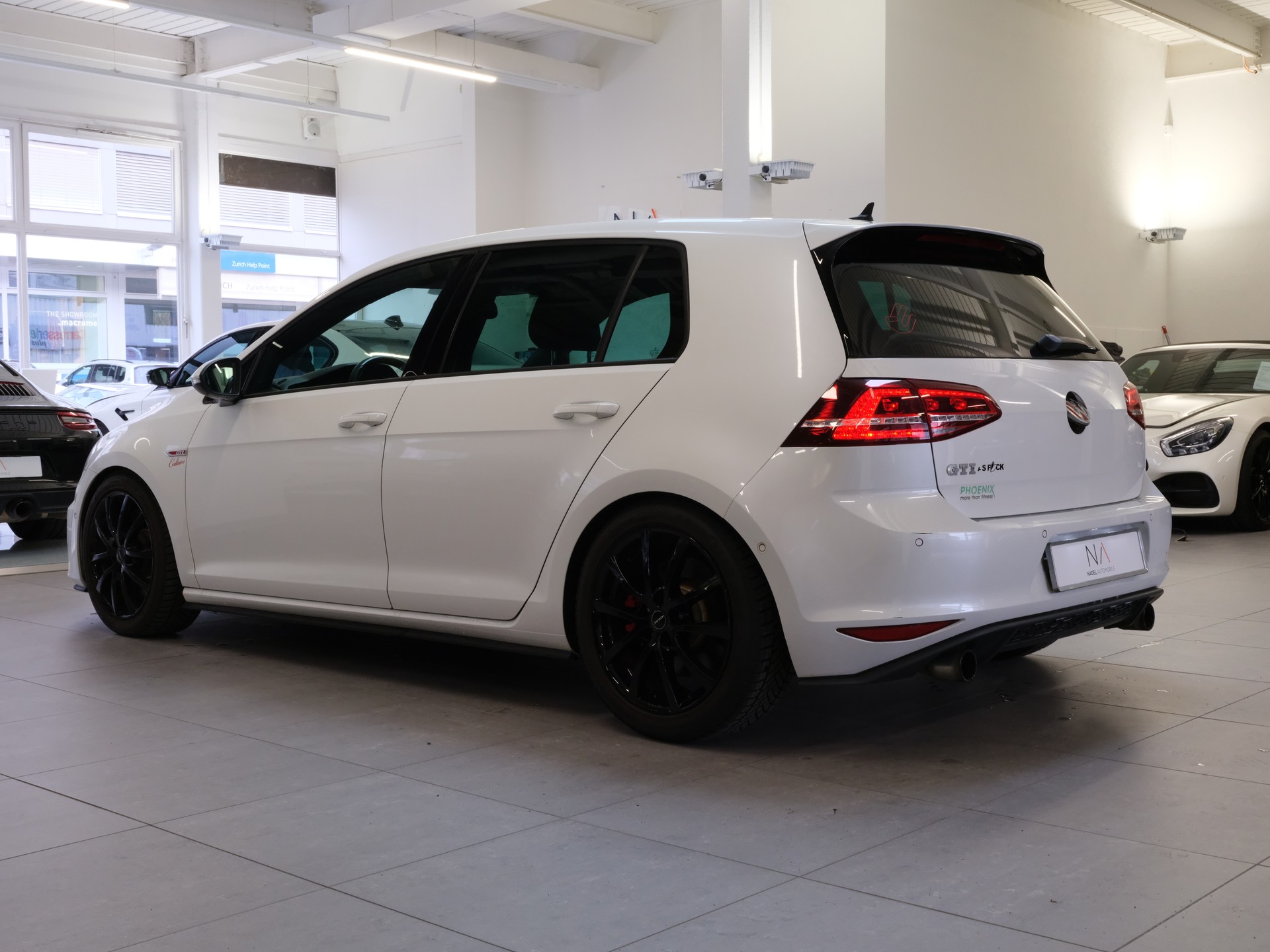VW Golf 2.0 TSI GTI Performance-image-3