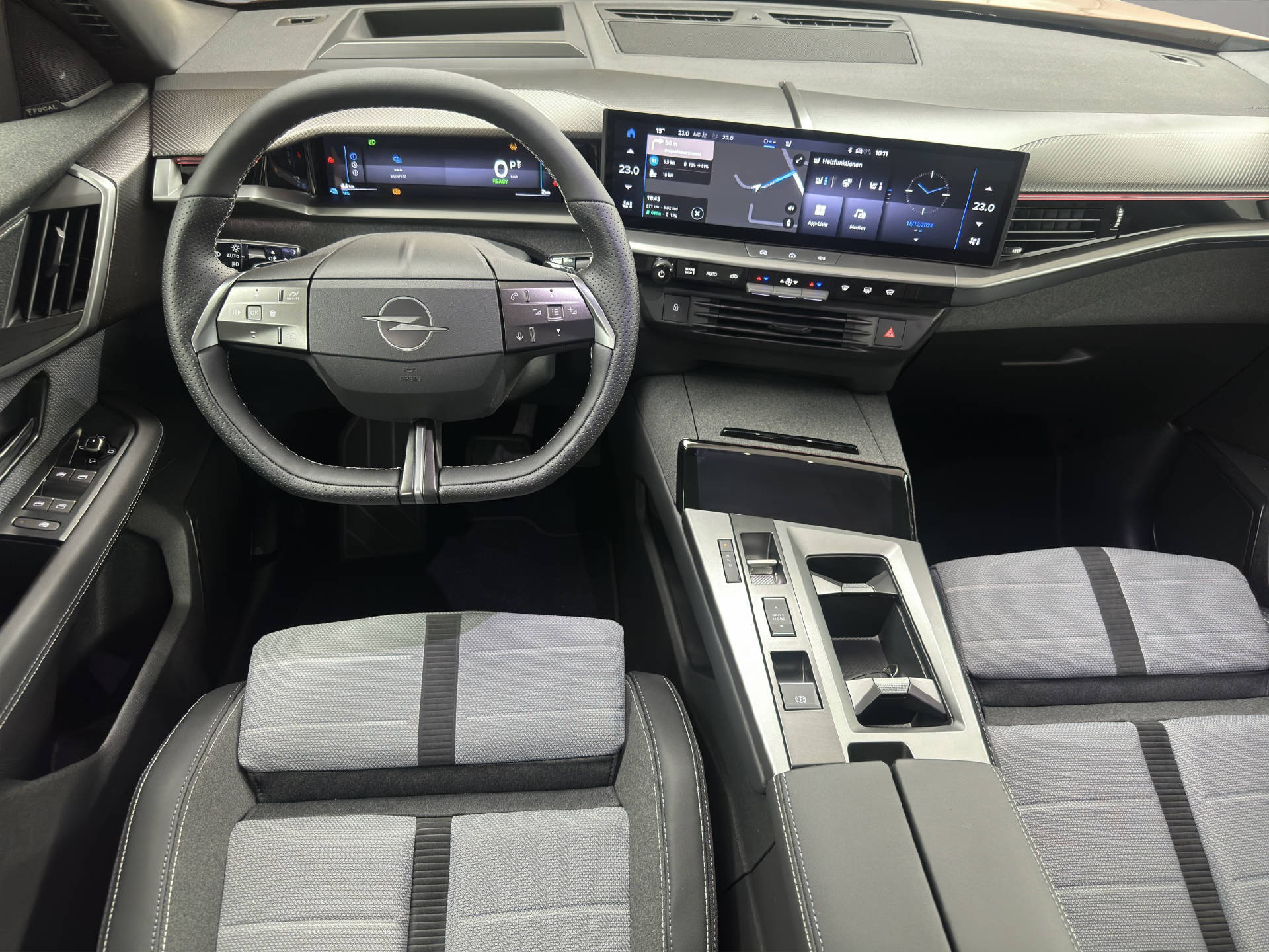 OPEL Grandland GS electric 213PS 73 kWh-image-6