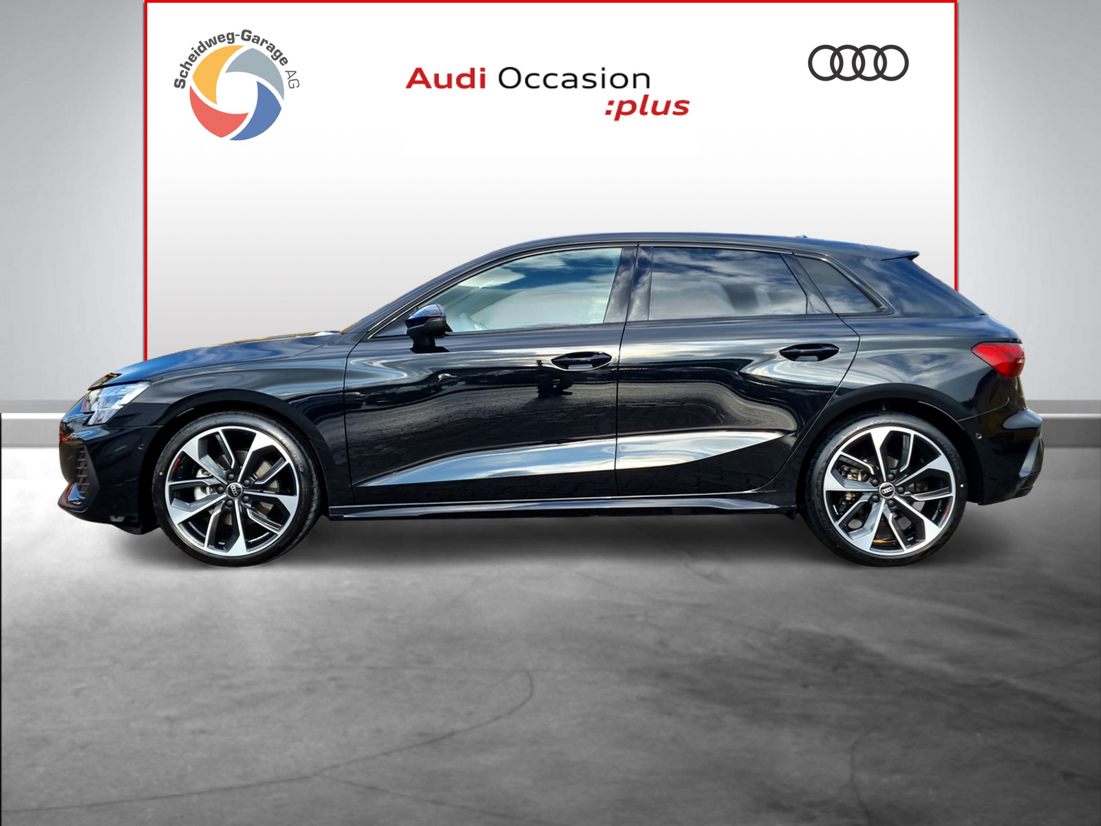 AUDI A3 Sportback 35 TFSI Attraction S-tronic-image-2