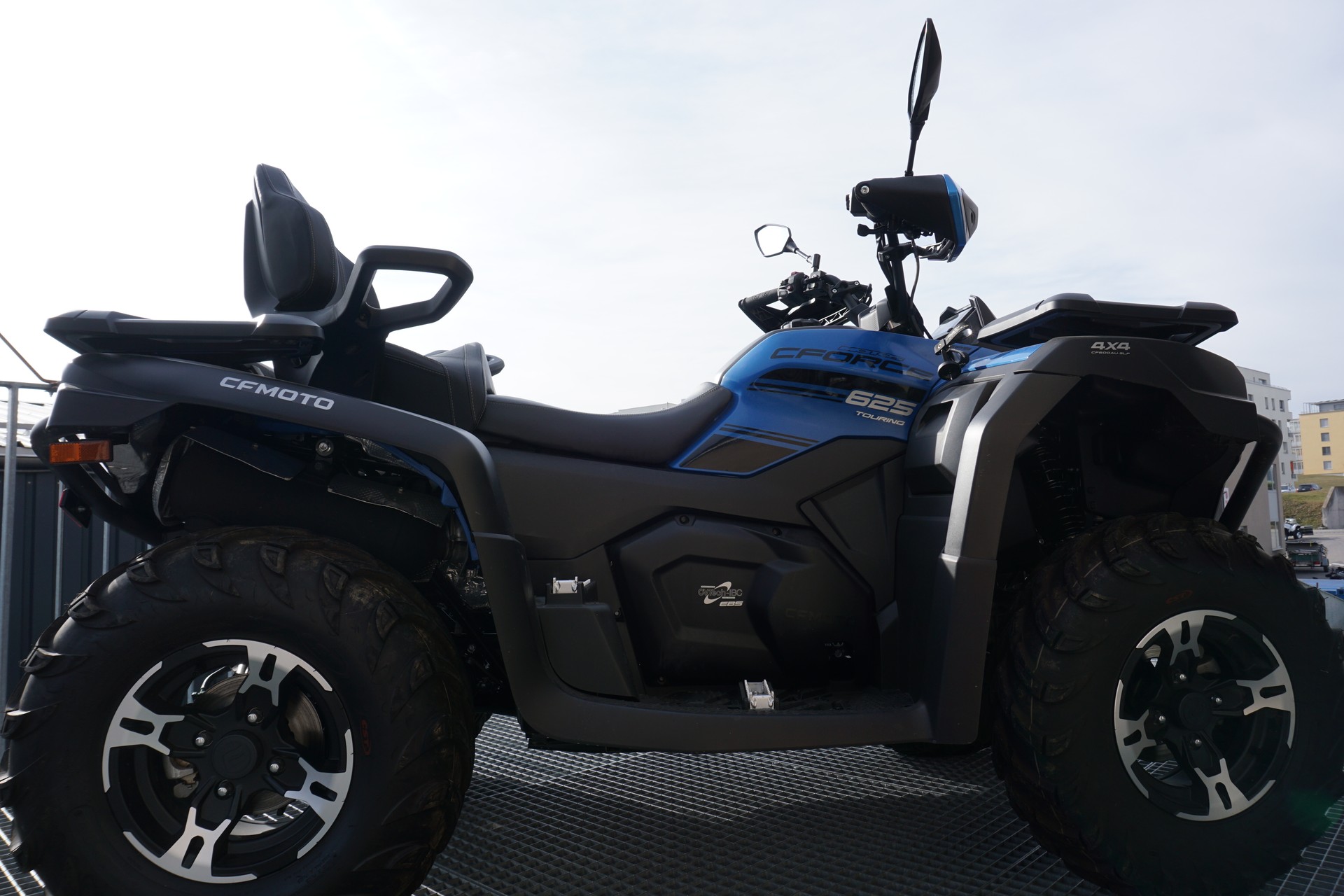 CF MOTO C Force 625 DLXEPS 4x4-image-3