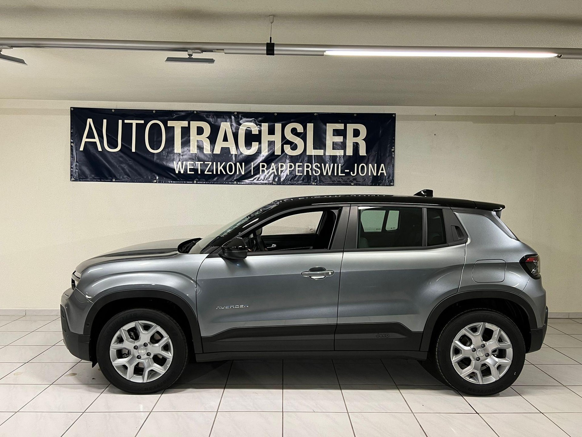 JEEP Avenger Swiss Altitude-image-0
