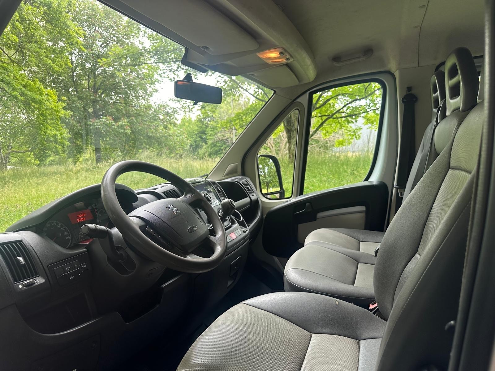 PEUGEOT Boxer 2.2 HDI 435 L4-image-6