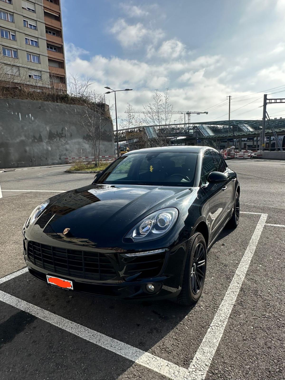 PORSCHE Macan S PDK-image-11