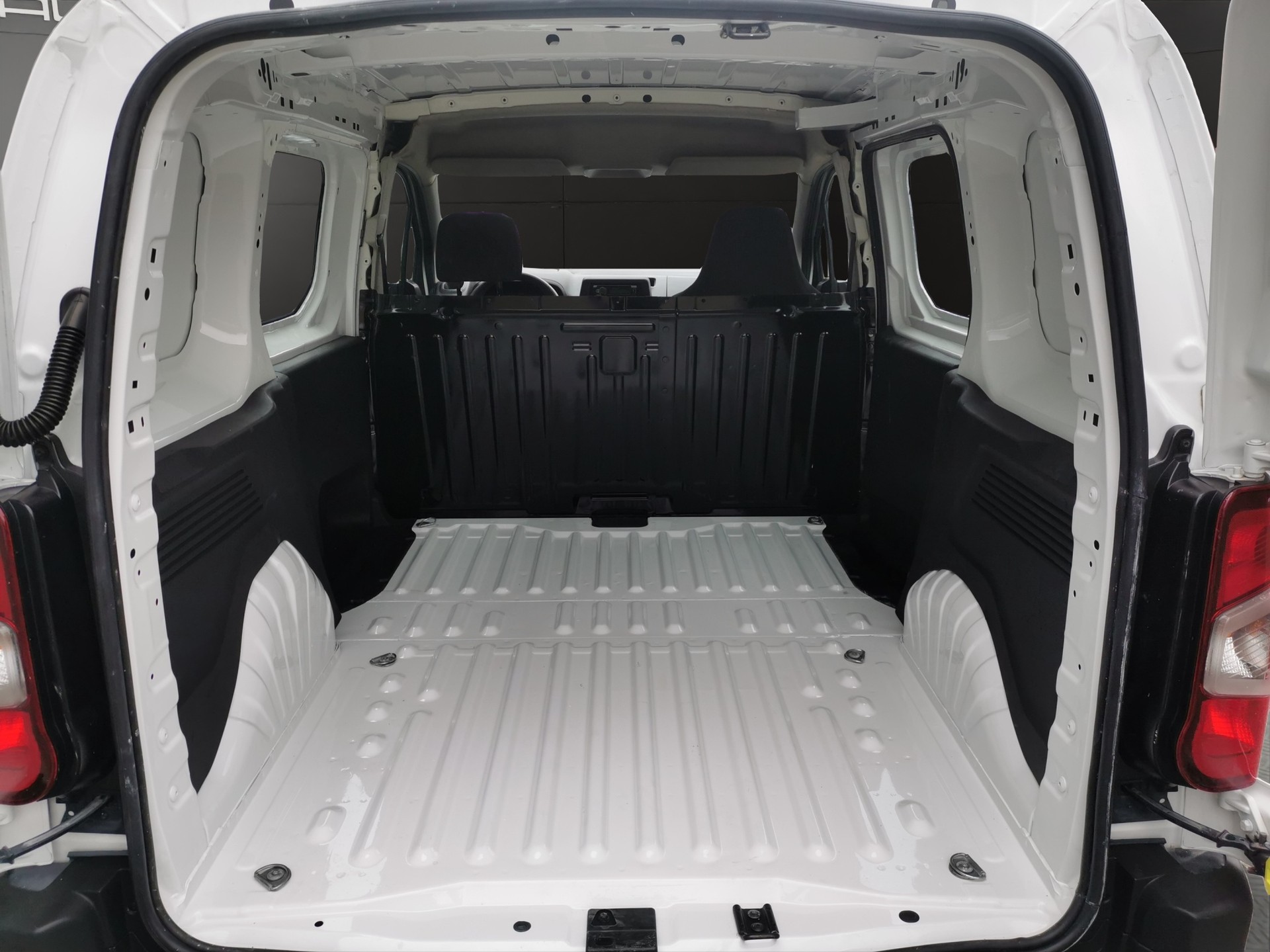 CITROEN Berlingo Van 1.5 Blue HDi 75 Control 650kg-image-7