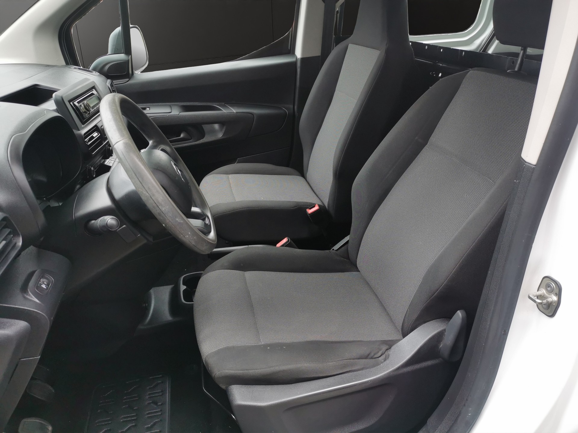 CITROEN Berlingo Van 1.5 Blue HDi 75 Control 650kg-image-9
