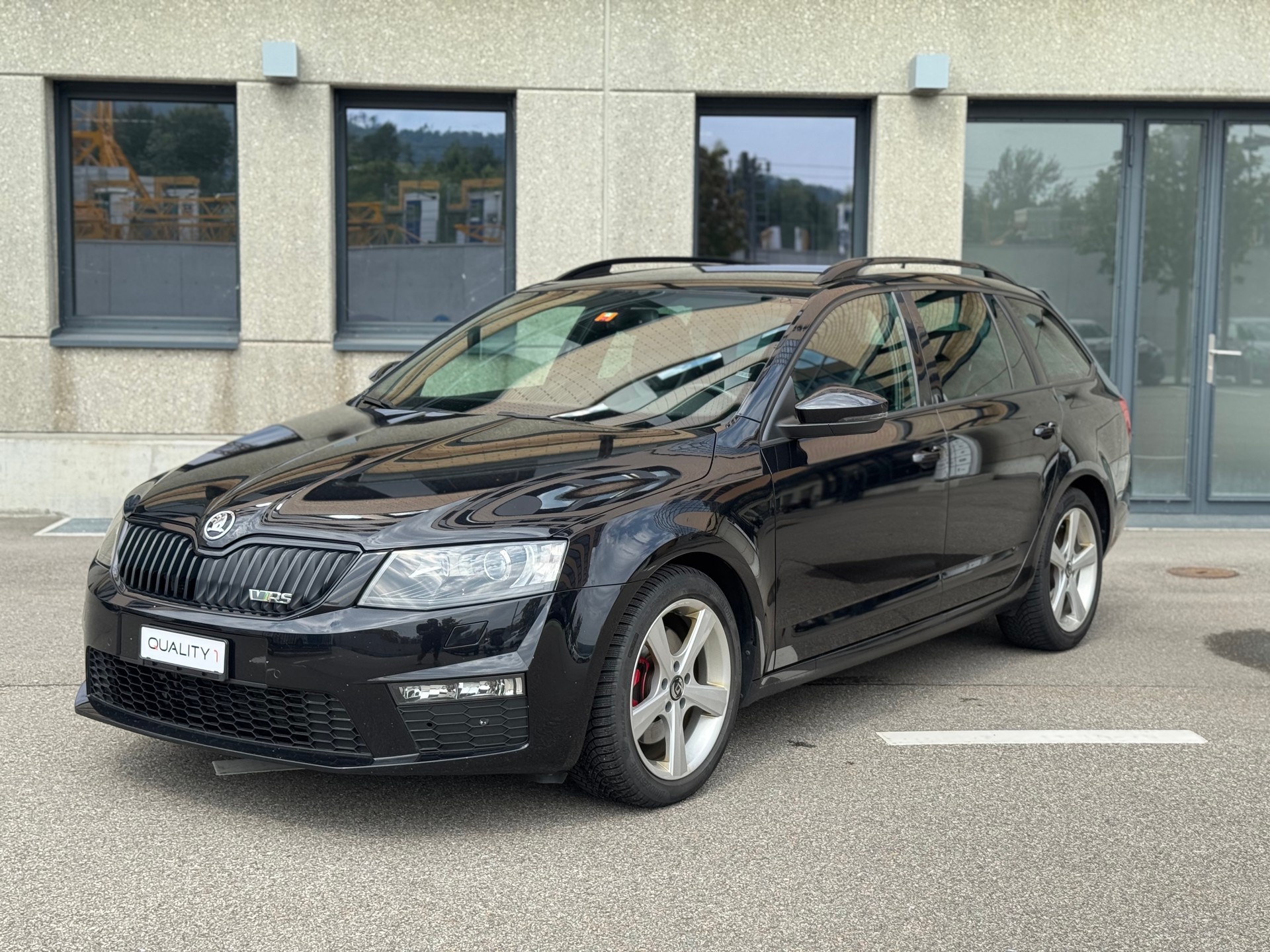 SKODA Octavia Combi 2.0 TDI RS 4x4 DSG-image-0