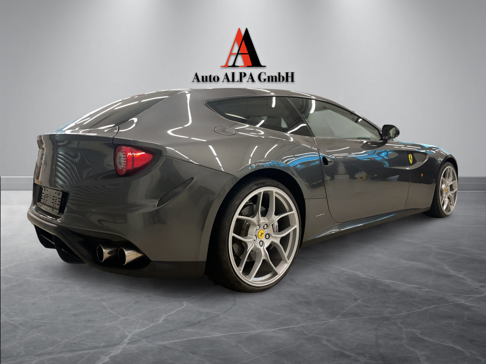 FERRARI FF-showroom-element-3