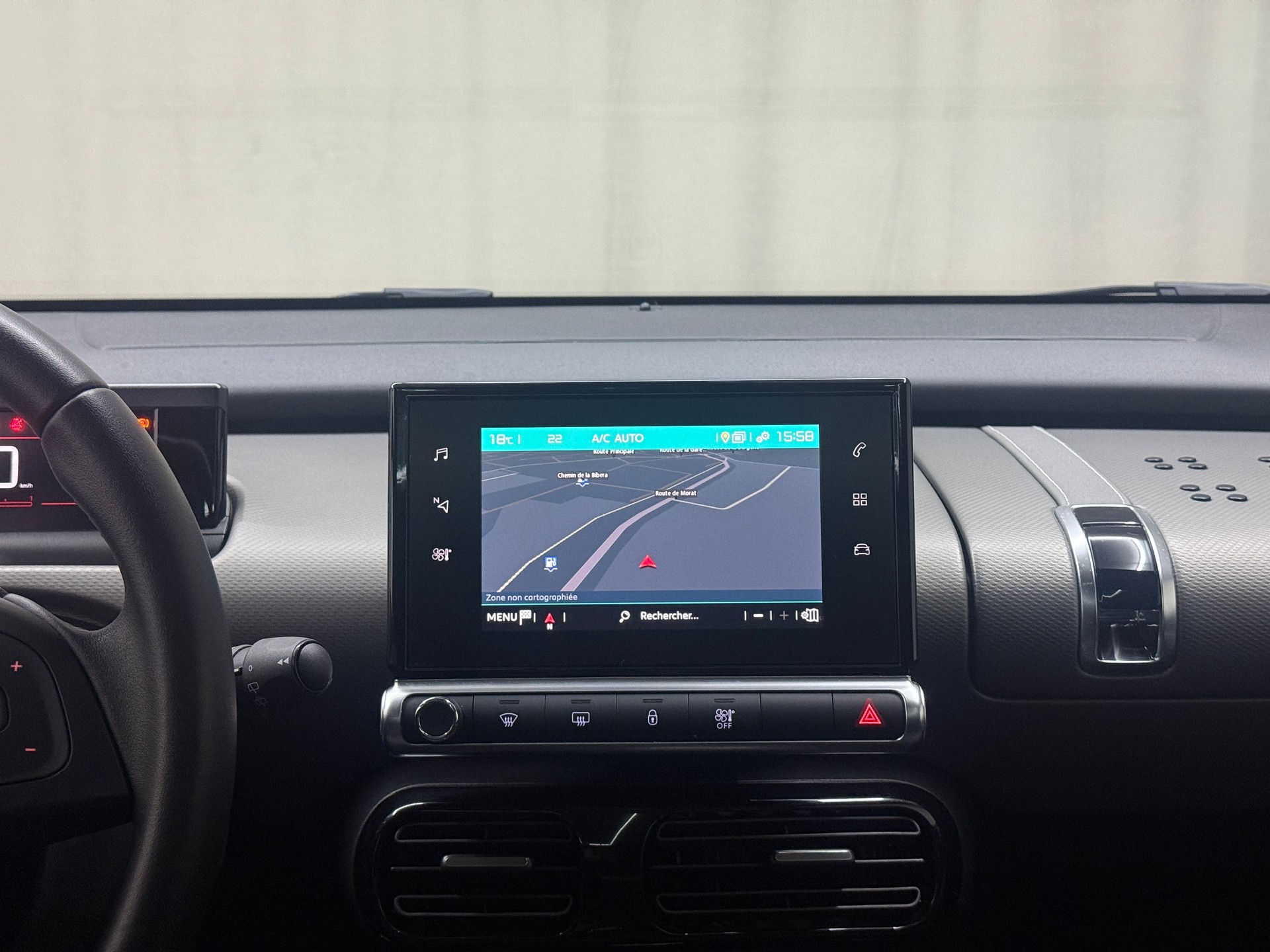 CITROEN C4 Cactus 1.2 Pure Tech Shine-image-10