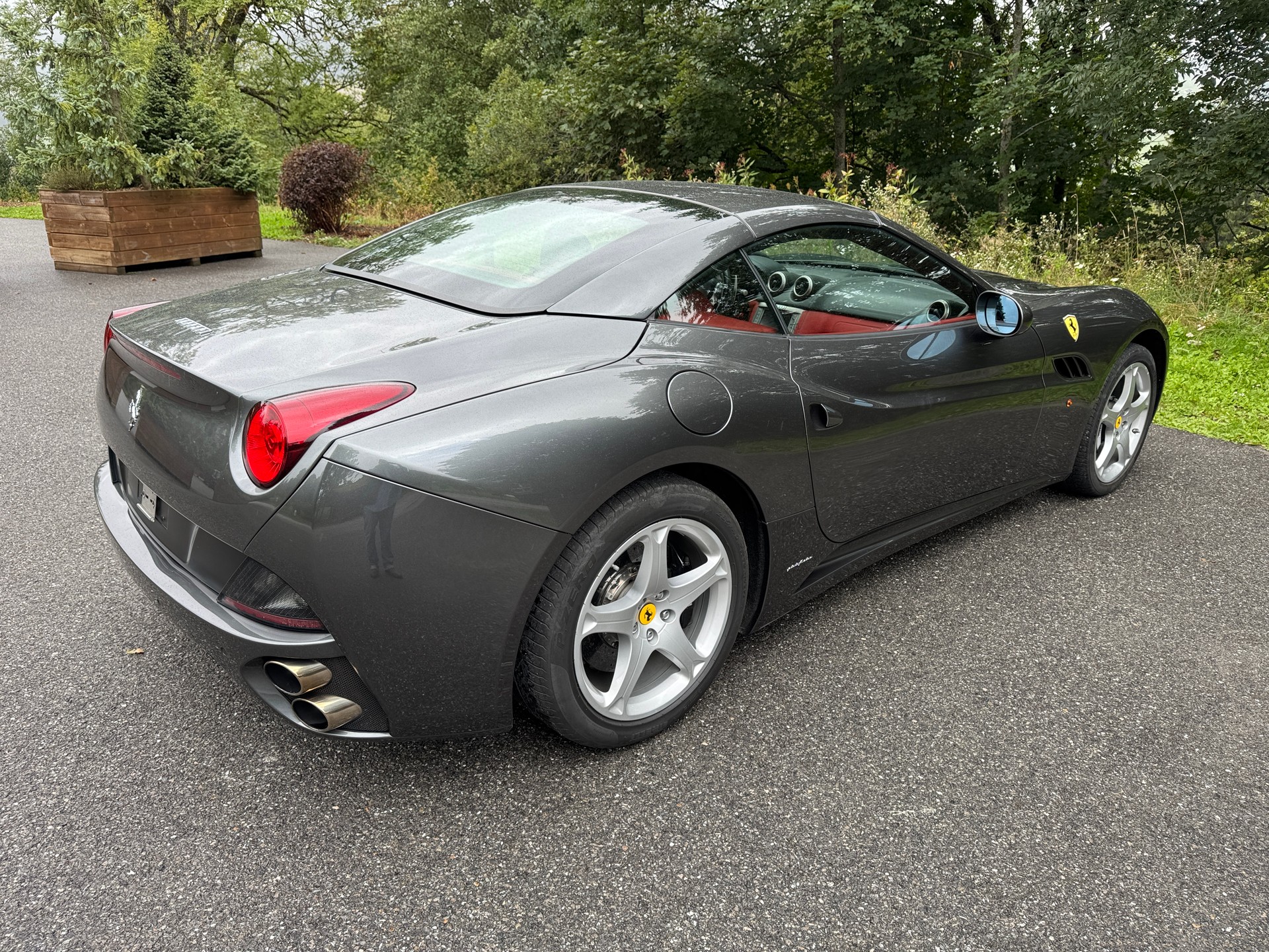 FERRARI California 4.3 V8-image-11