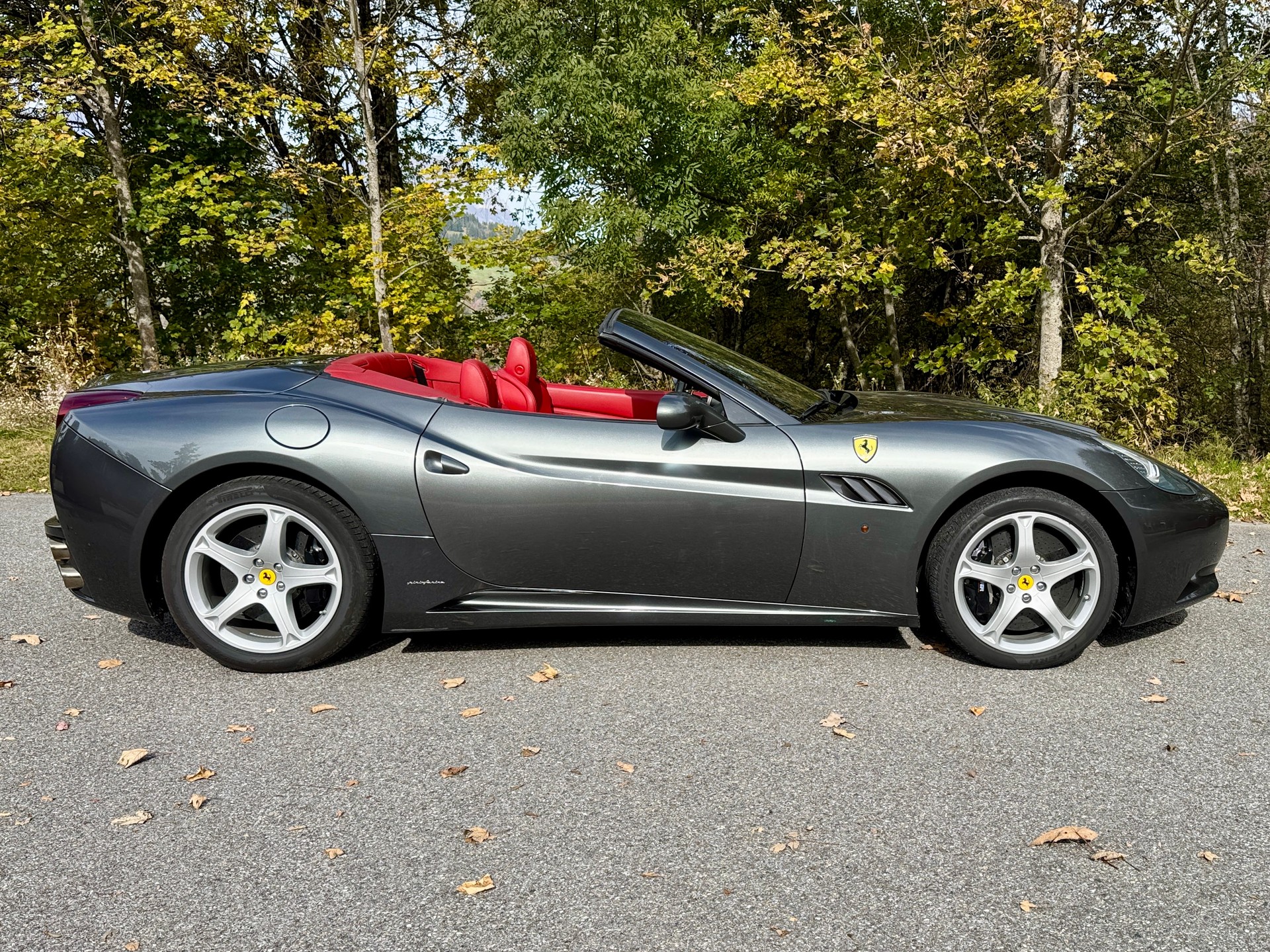 FERRARI California 4.3 V8-image-7