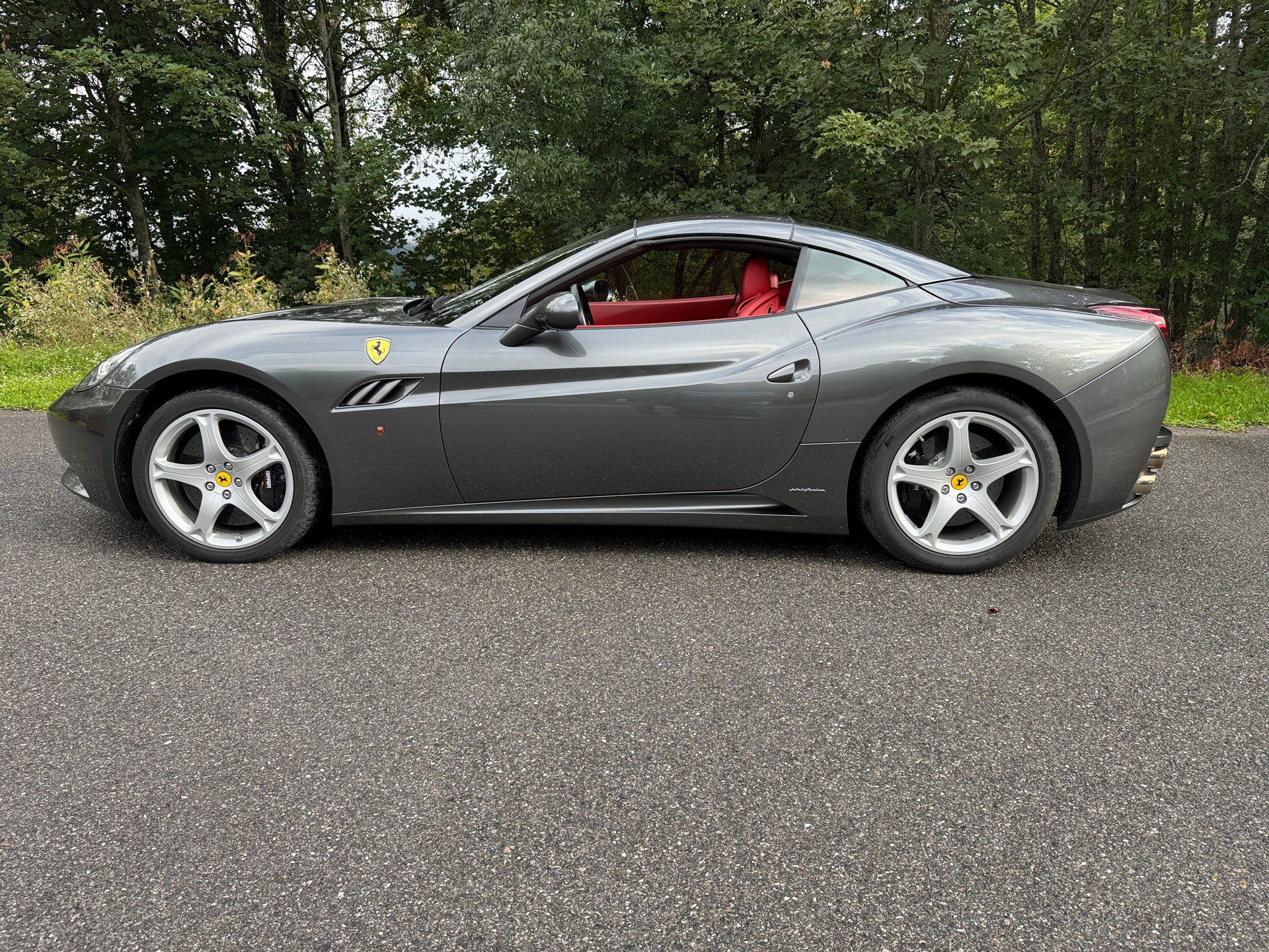 FERRARI California 4.3 V8-image-6