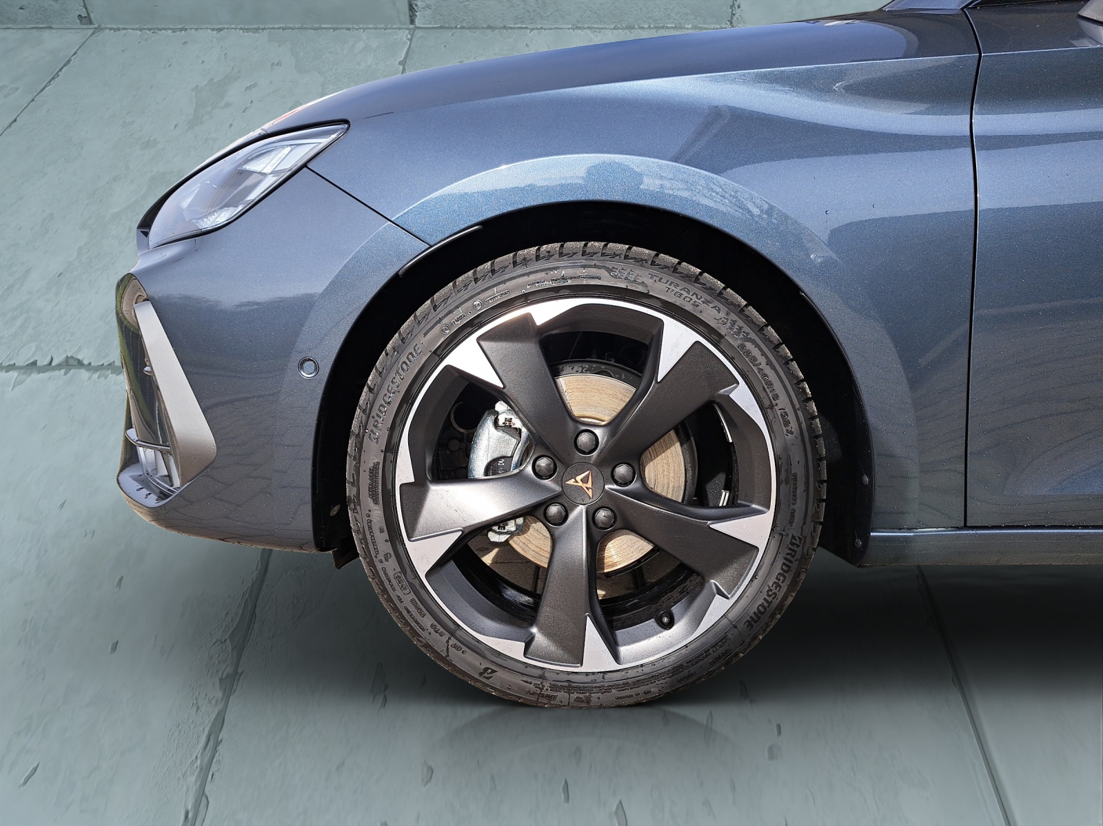 CUPRA Leon ST 1.5 eTSI DSG-image-8