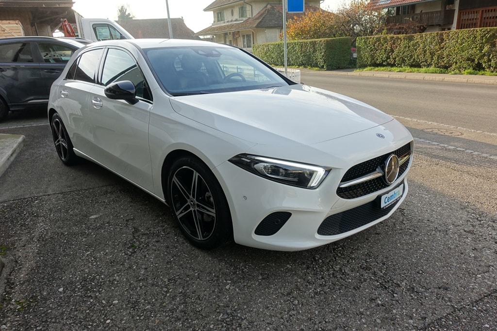 MERCEDES-BENZ A 180 Progressive 7G-DCT-image-2