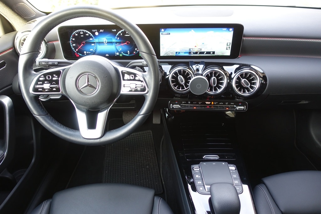 MERCEDES-BENZ A 180 Progressive 7G-DCT-image-7