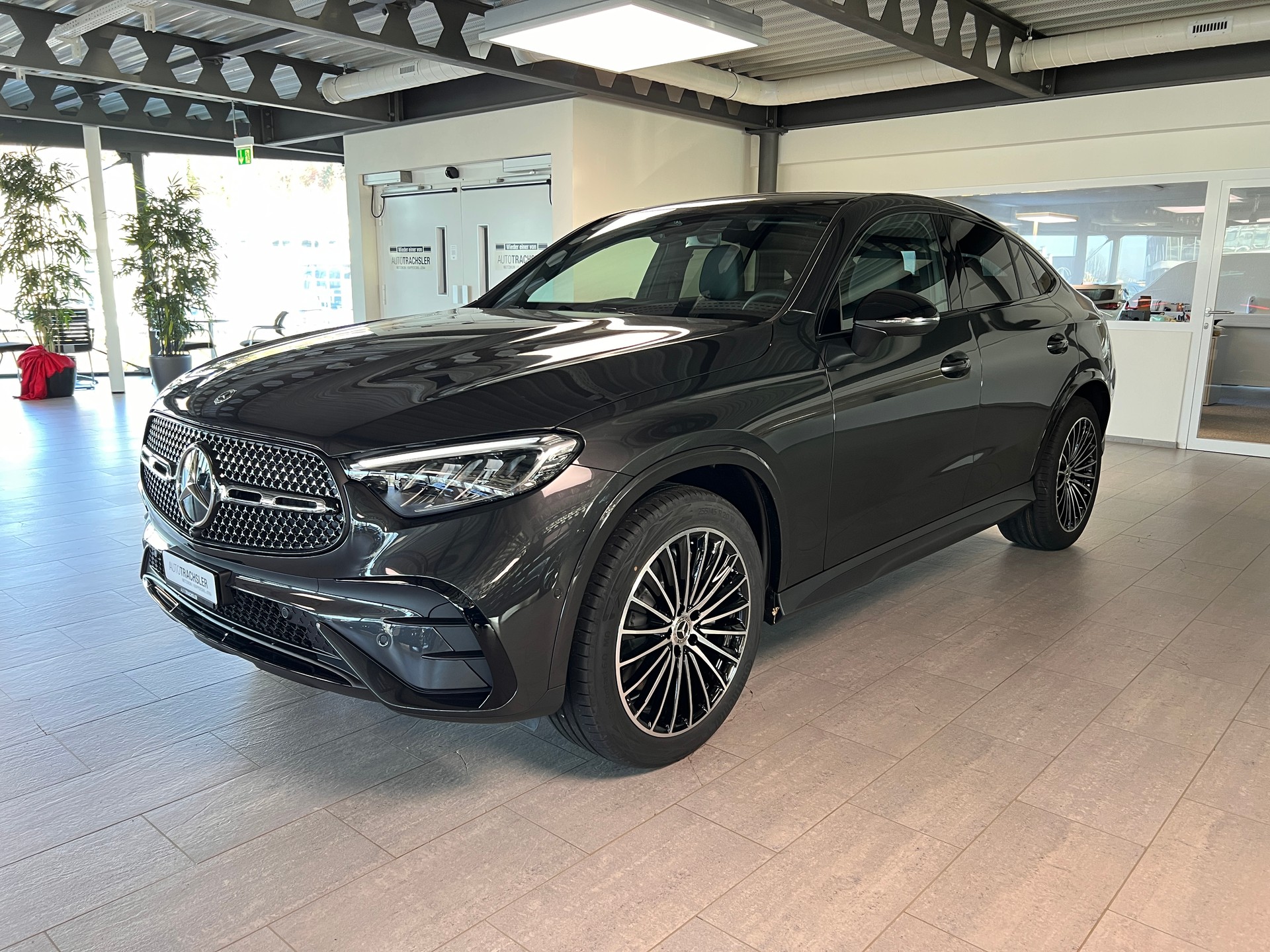 MERCEDES-BENZ GLC Coupé 300 4Matic 9G-Tronic-image-3