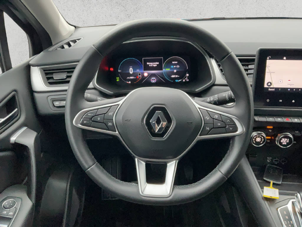 RENAULT Captur 1.6 E-Tech Plug-in Intens-image-9