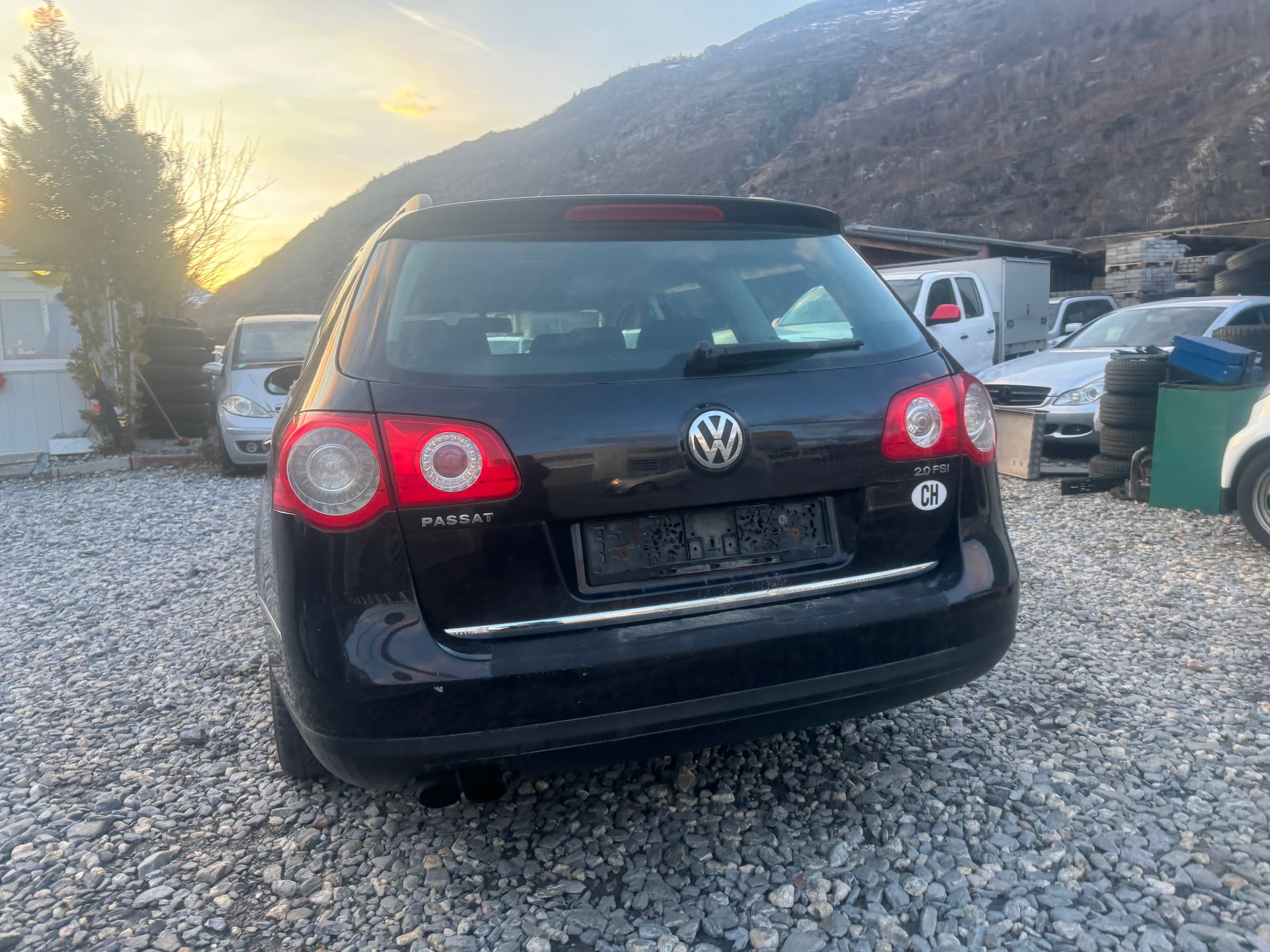 VW Passat Variant 2.0 FSI Comfortline-image-10