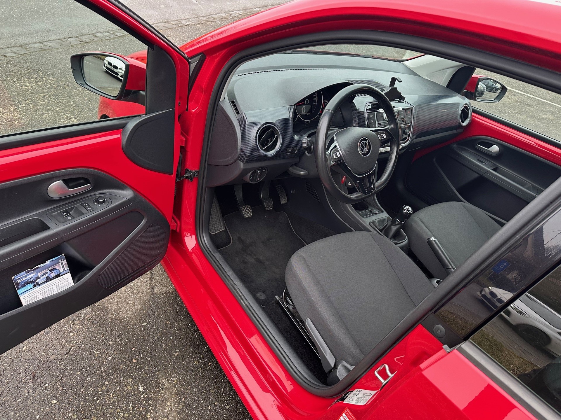 VW Up 1.0 MPI move up-image-4